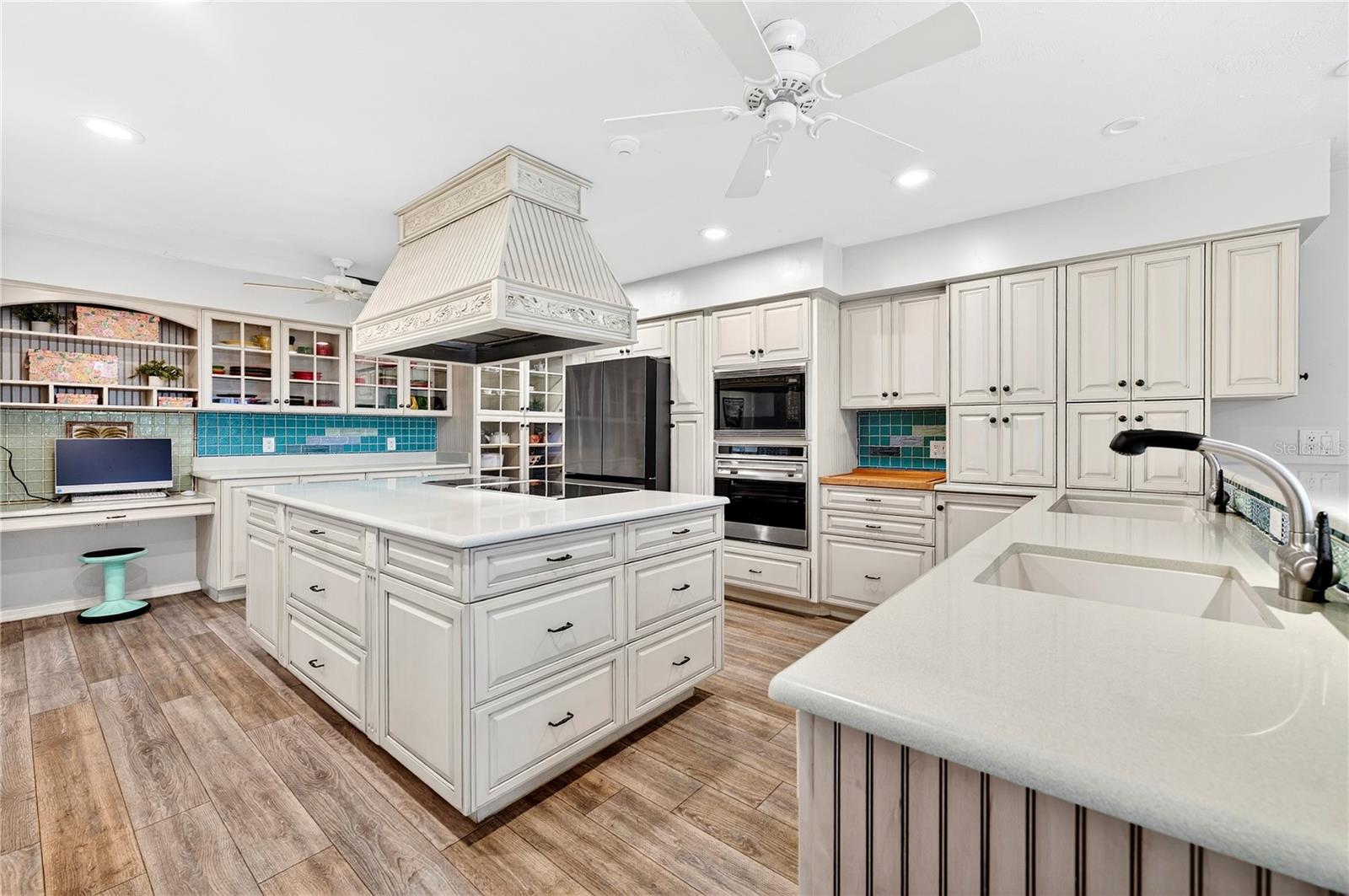 770 PELICAN BAY DR, DAYTONA BEACH, FL, 32119