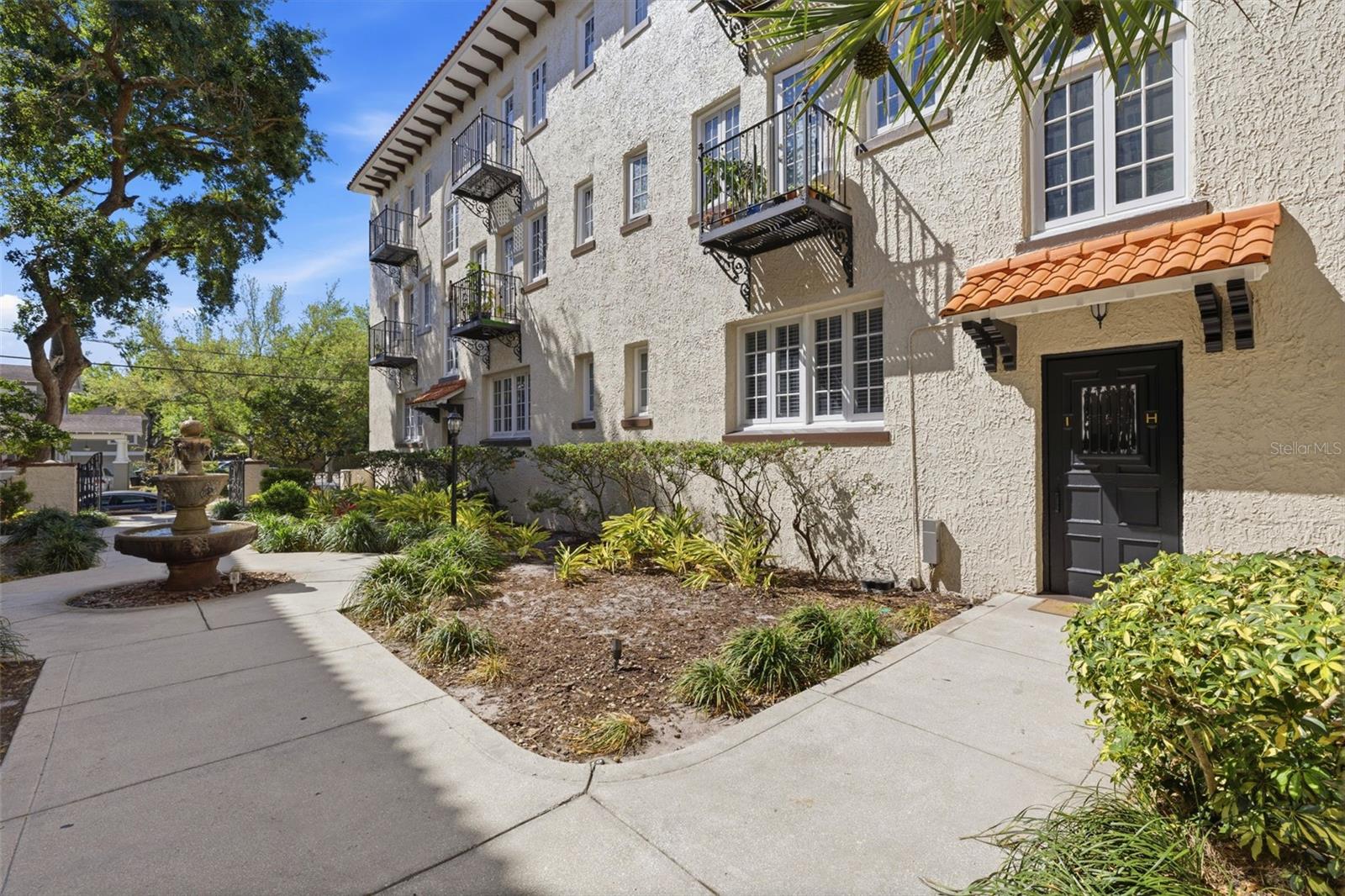 2117 W DEKLE AVE #I1, TAMPA, FL, 33606