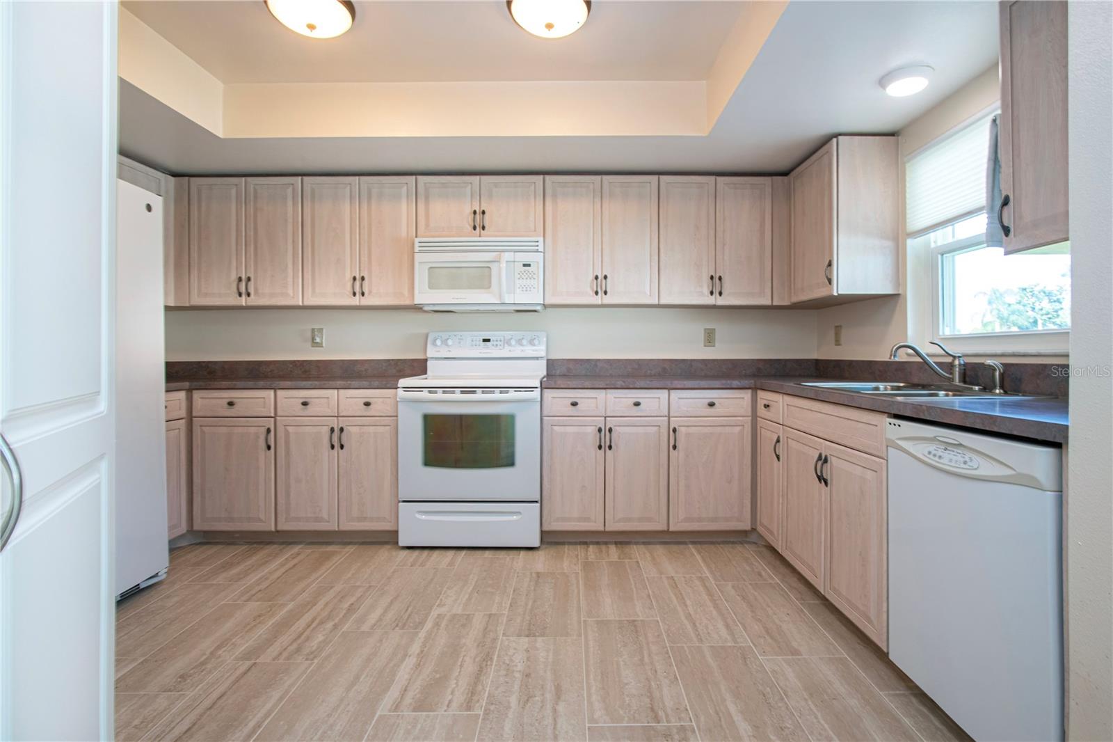 1904 BOSKY CT, SUN CITY CENTER, FL, 33573