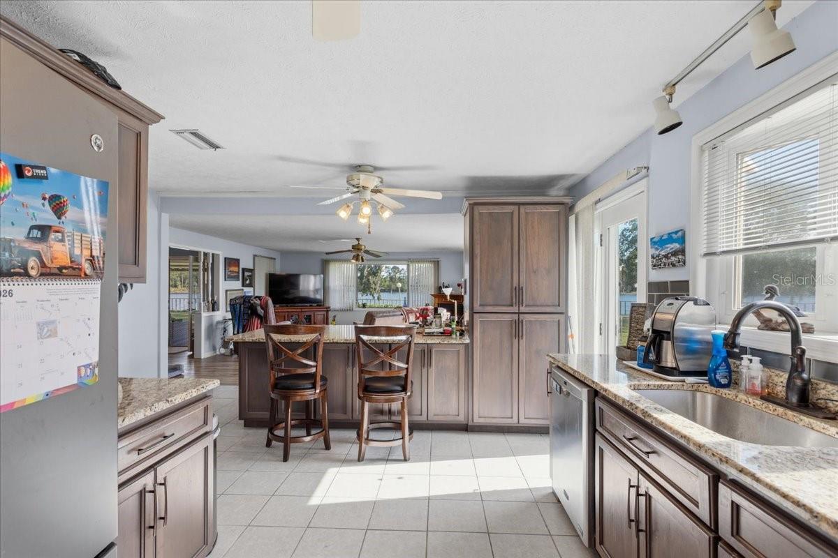 229 LAKE IDA POINT DR, INTERLACHEN, FL, 32148