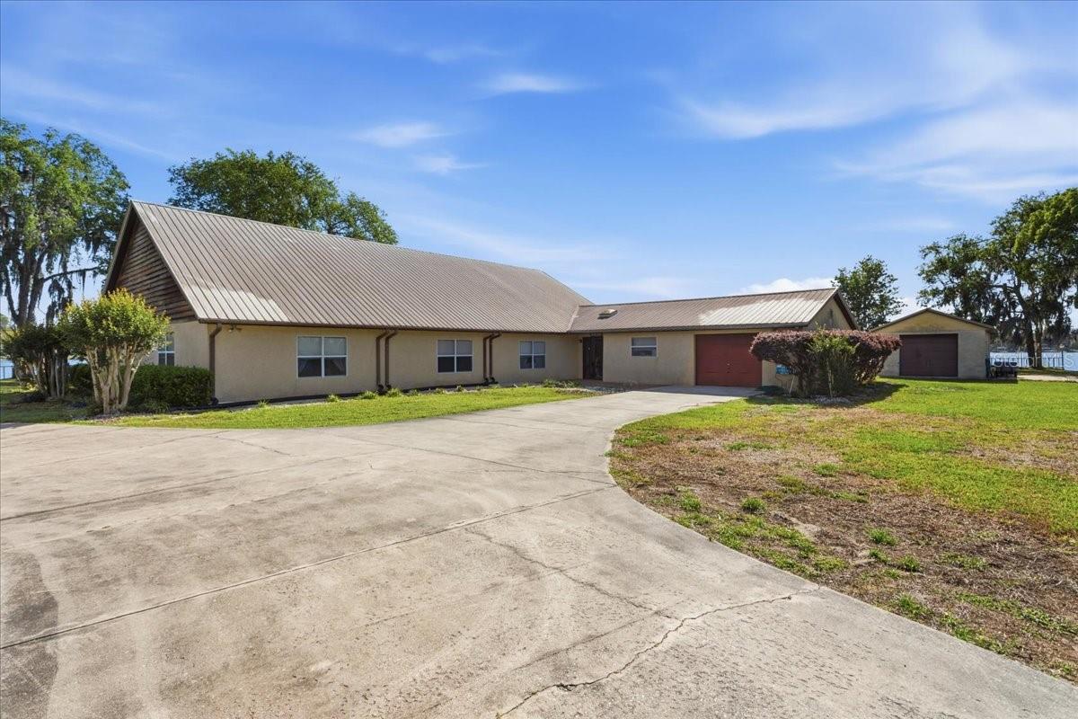 229 LAKE IDA POINT DR, INTERLACHEN, FL, 32148