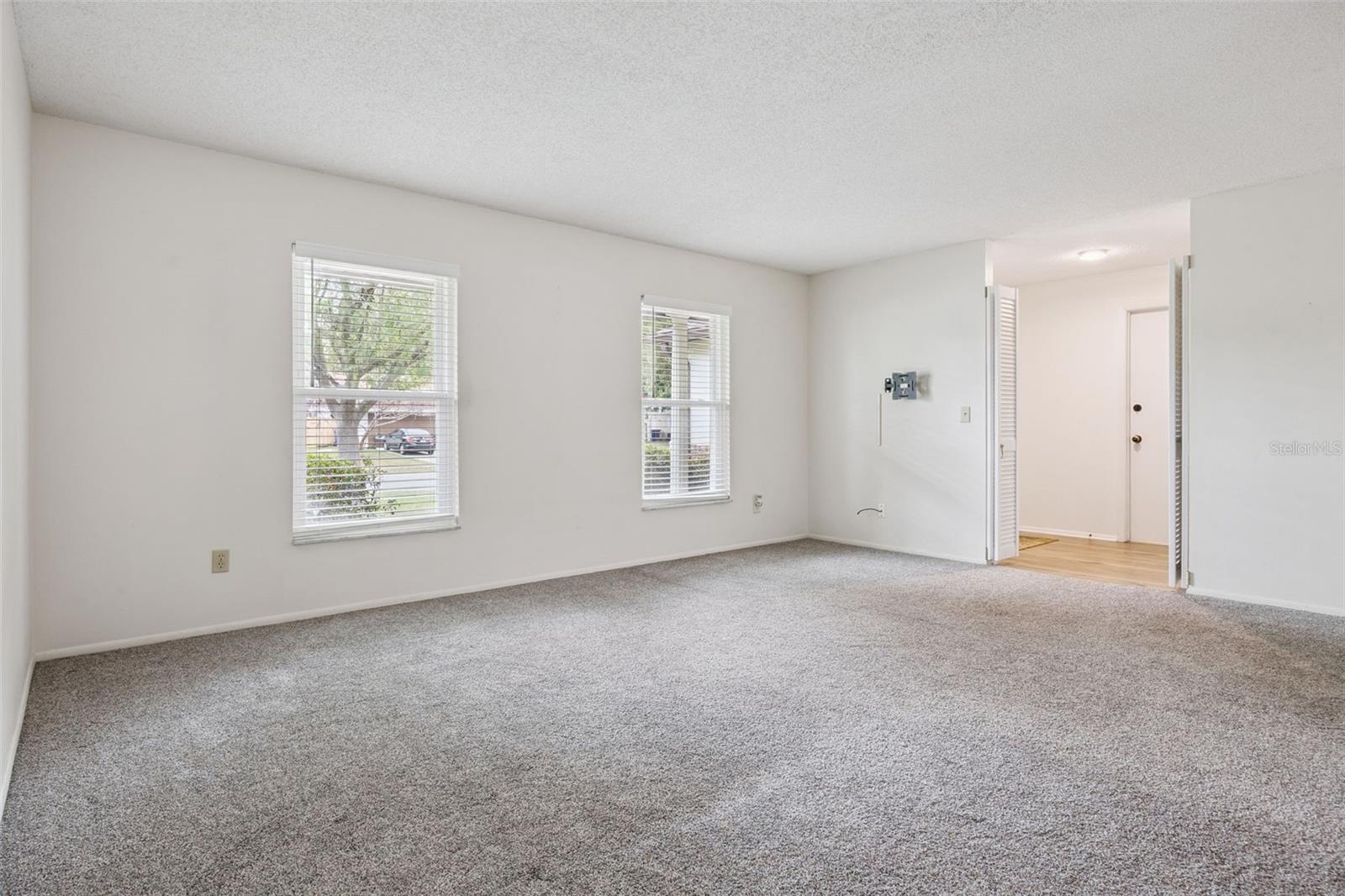 706 VANDERGRIFT DR, OCOEE, FL, 34761