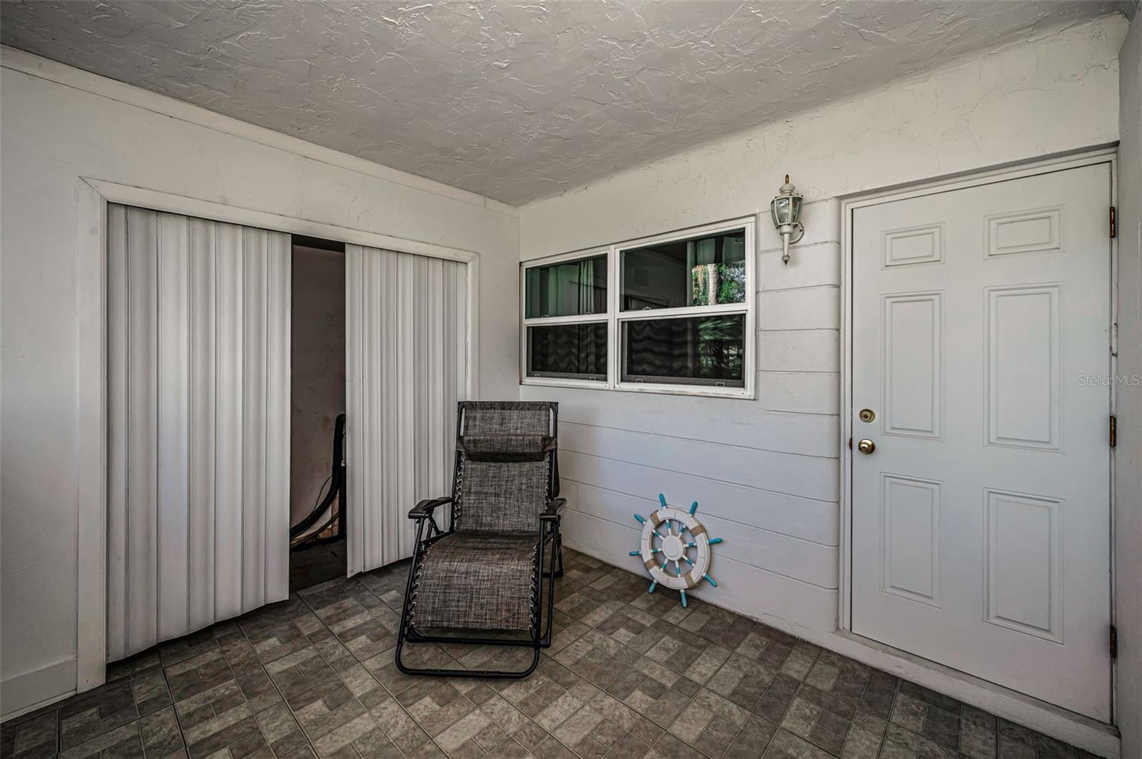 4051 58TH ST N #243, KENNETH CITY, FL, 33709