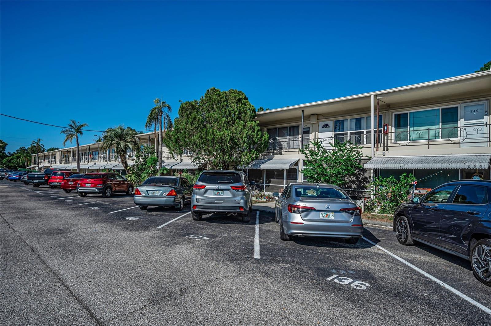 4051 58TH ST N #243, KENNETH CITY, FL, 33709