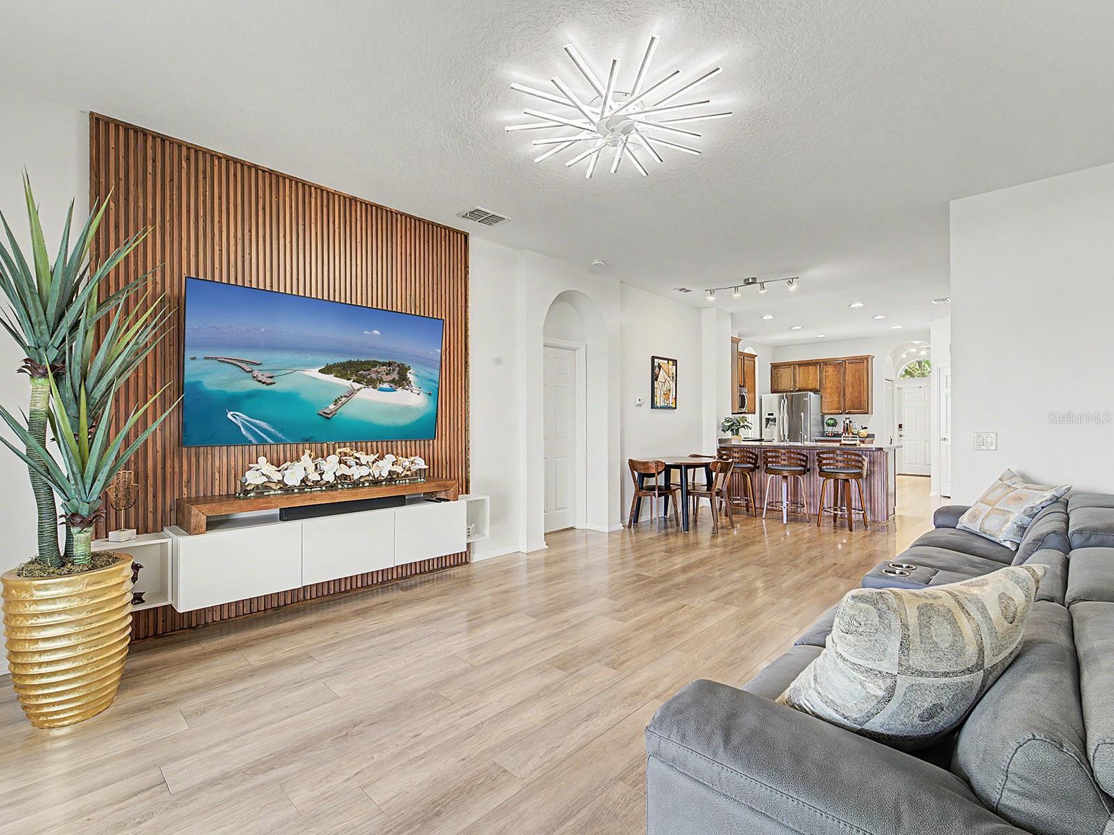 10905 ANCIENT FUTURES DR, TAMPA, FL, 33647