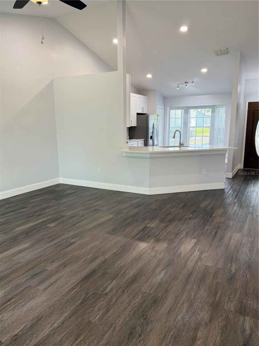 100 LITTLE FOX  AVE, SANFORD, FL, 32773