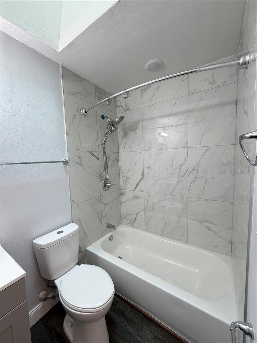 100 LITTLE FOX  AVE, SANFORD, FL, 32773