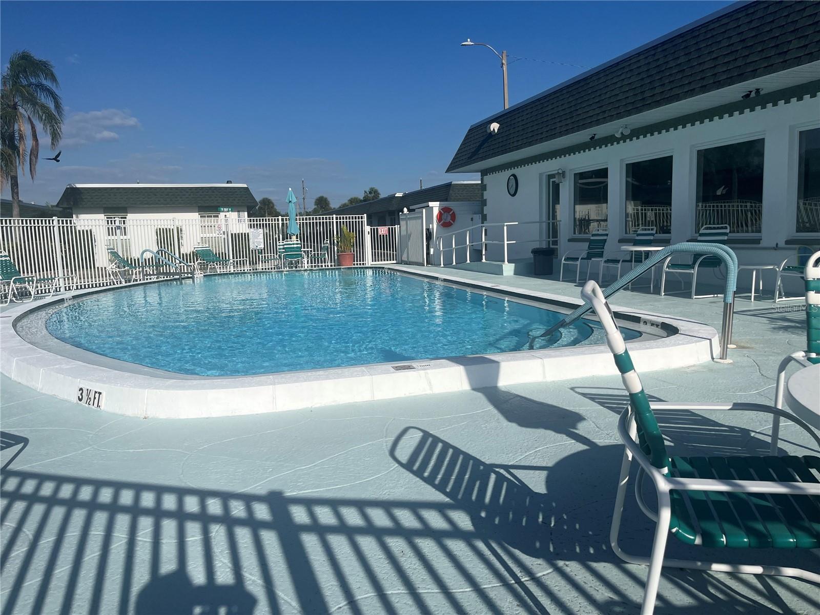 7847 39TH TER N, ST PETERSBURG, FL, 33709