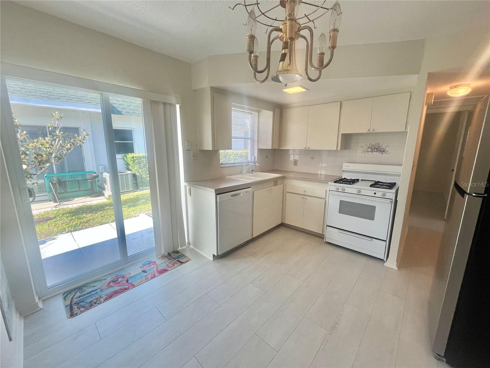 7847 39TH TER N, ST PETERSBURG, FL, 33709