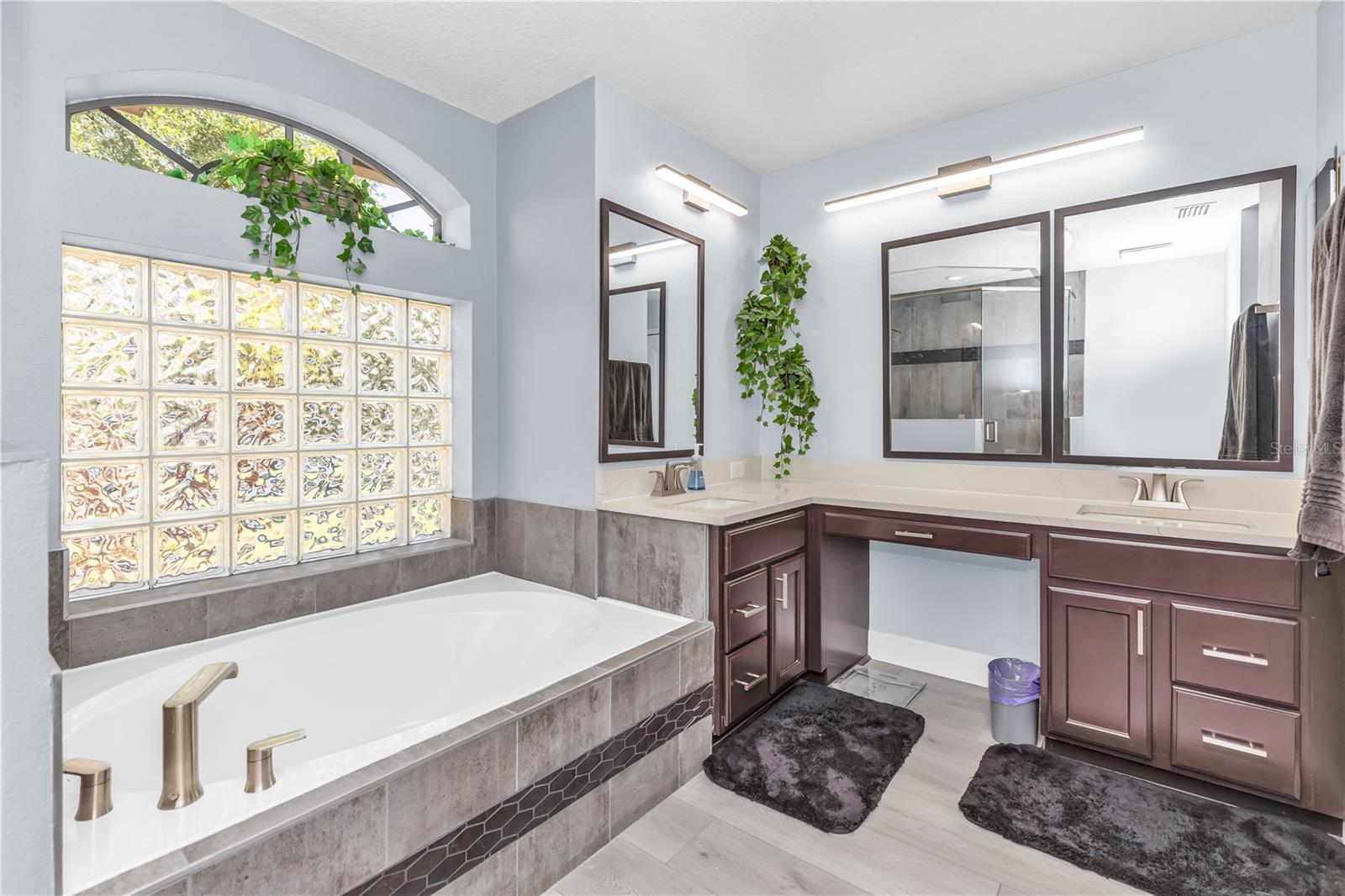 1930 GOLF OAK DR, ORANGE CITY, FL, 32763