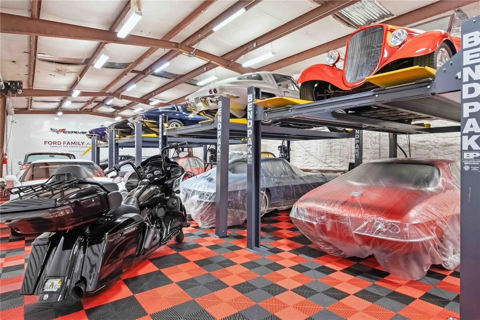 180 ARTISTS AVE, ENGLEWOOD, FL, 34223