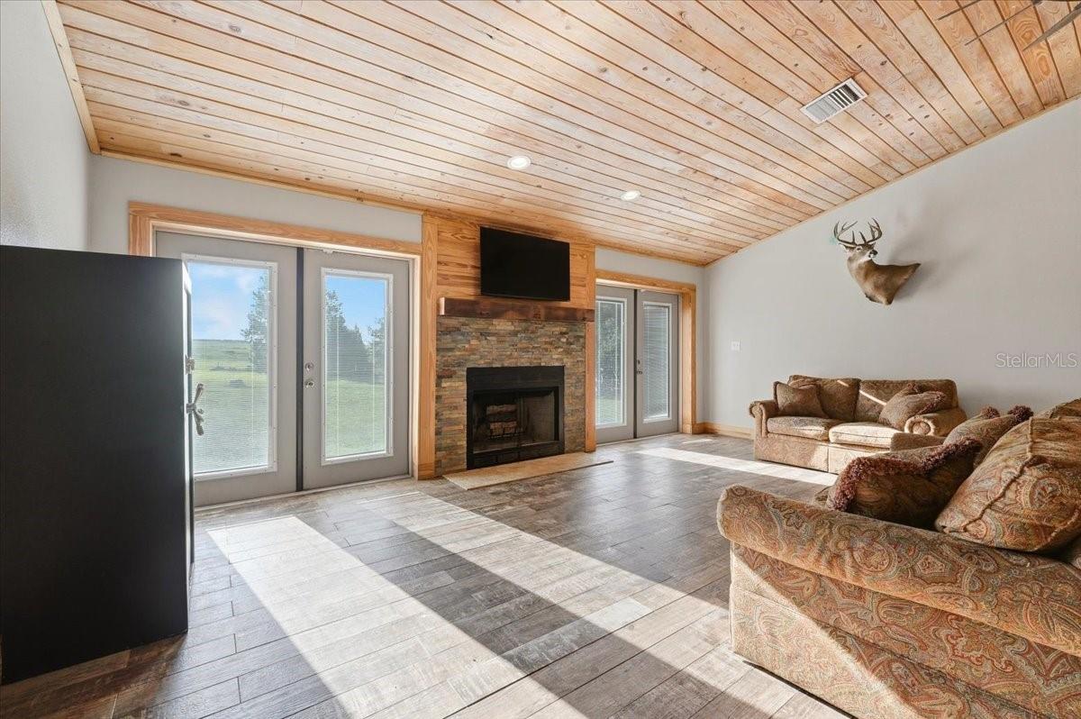 2150 BROOKE RD, FORT MEADE, FL, 33841