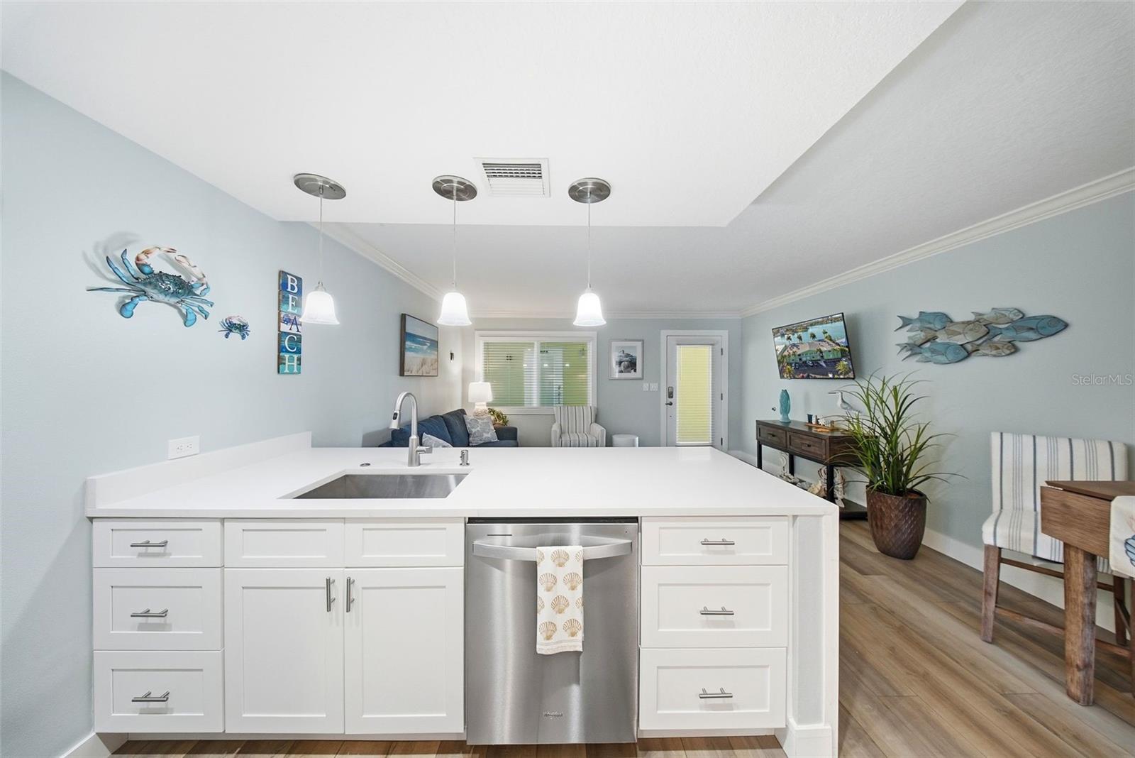 225 104TH AVE #102, TREASURE ISLAND, FL, 33706