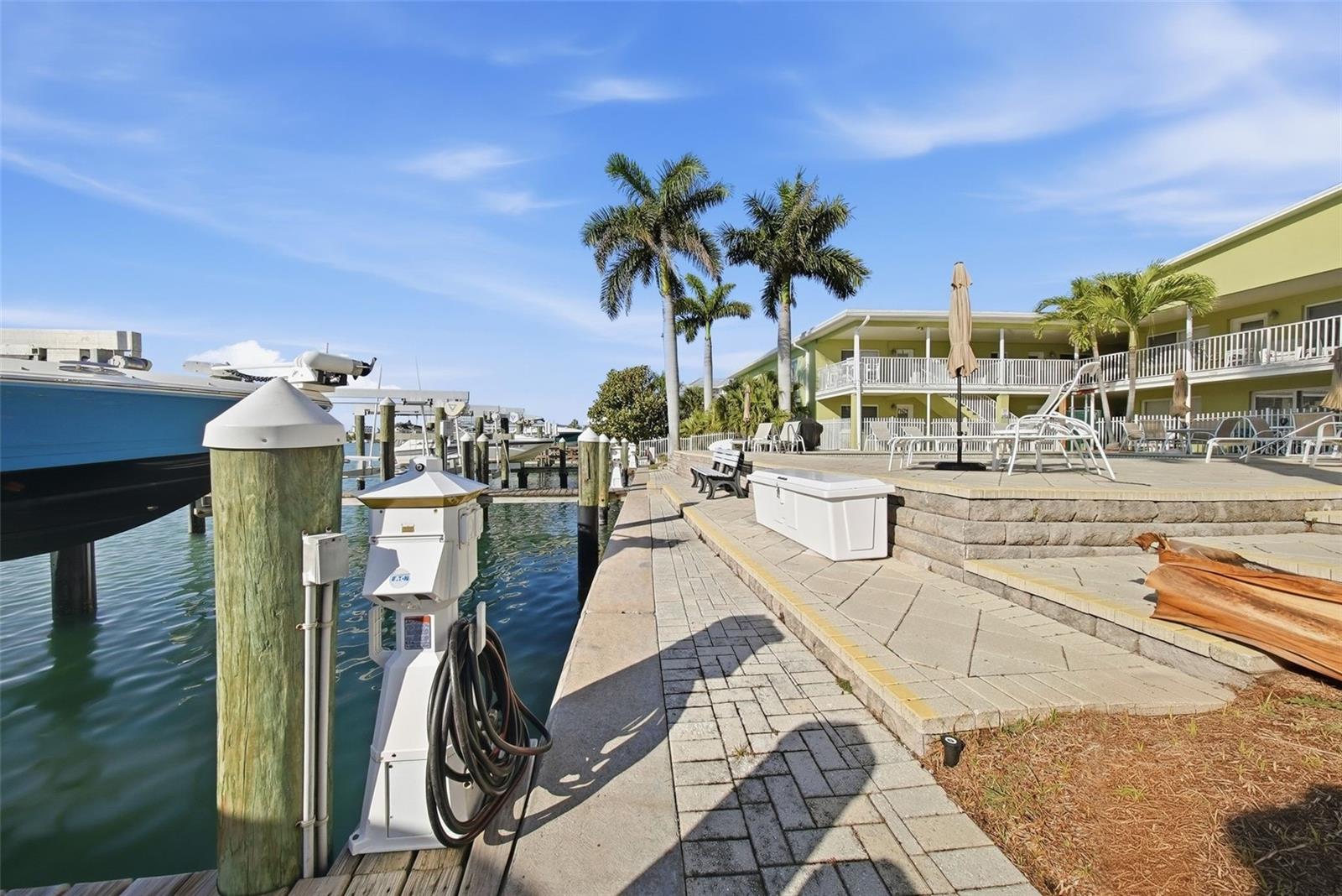 225 104TH AVE #102, TREASURE ISLAND, FL, 33706