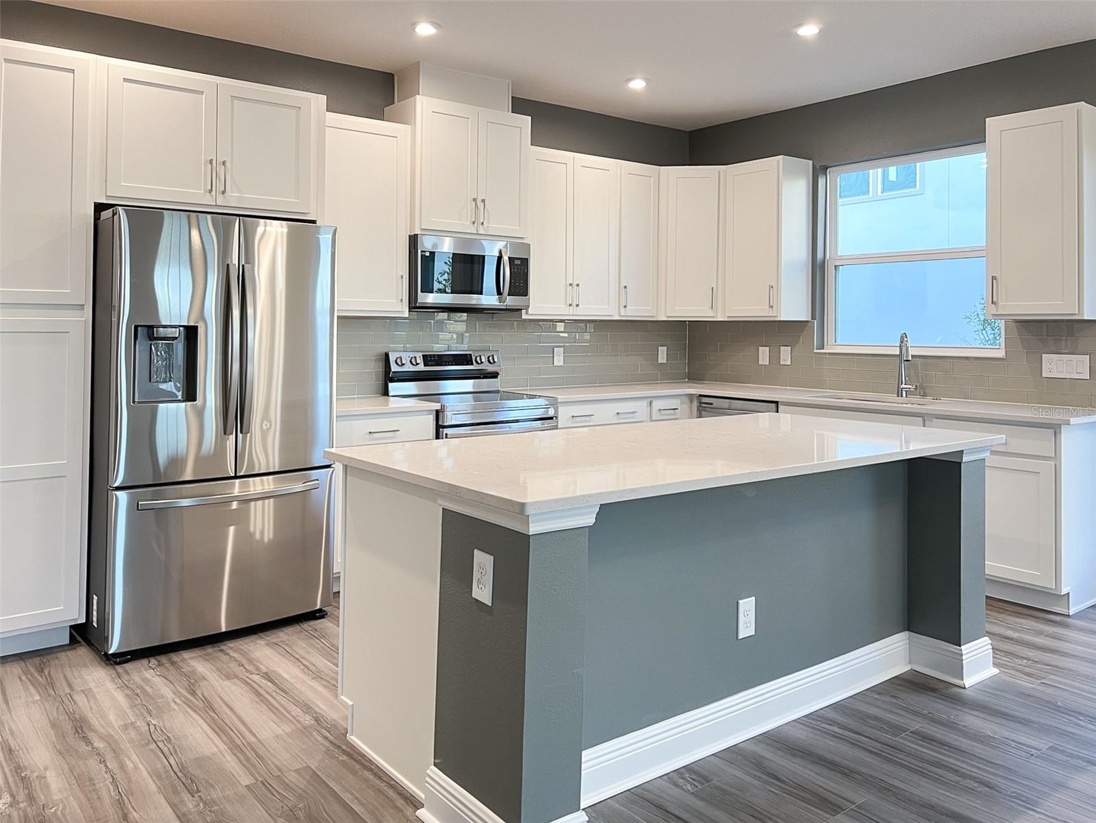 6951 NEMOURS PKWY, ORLANDO, FL, 32827