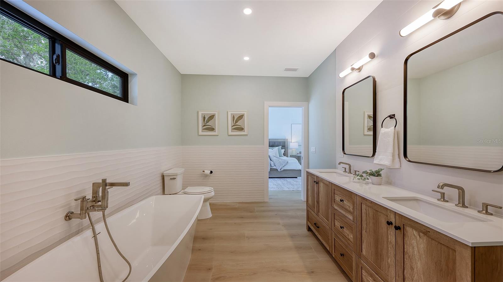 7345 PINE NEEDLE RD, SARASOTA, FL, 34242