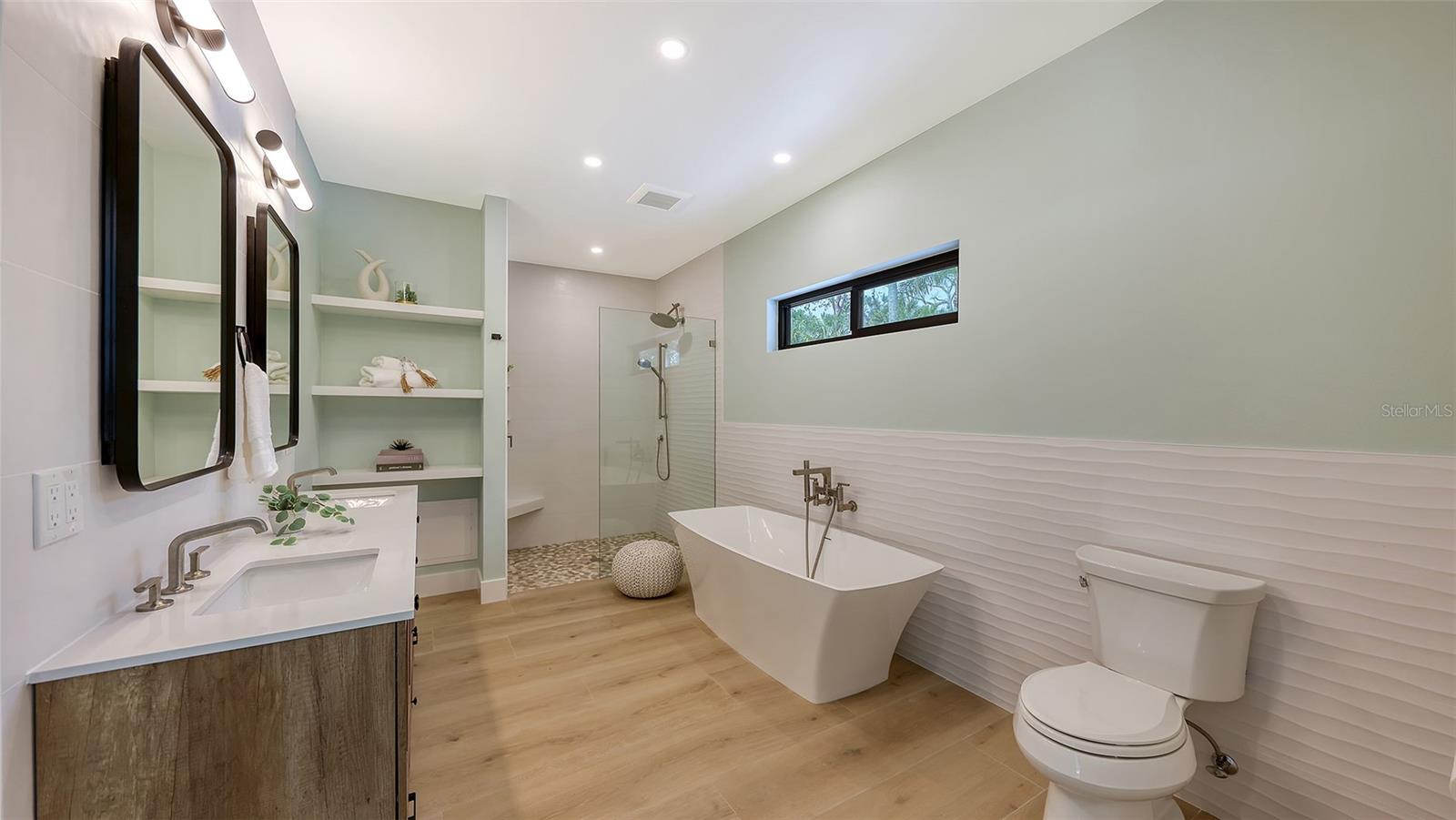 7345 PINE NEEDLE RD, SARASOTA, FL, 34242