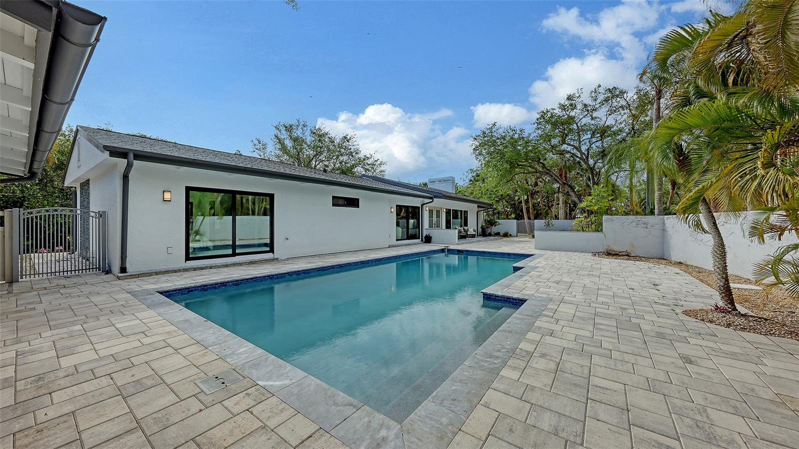 7345 PINE NEEDLE RD, SARASOTA, FL, 34242