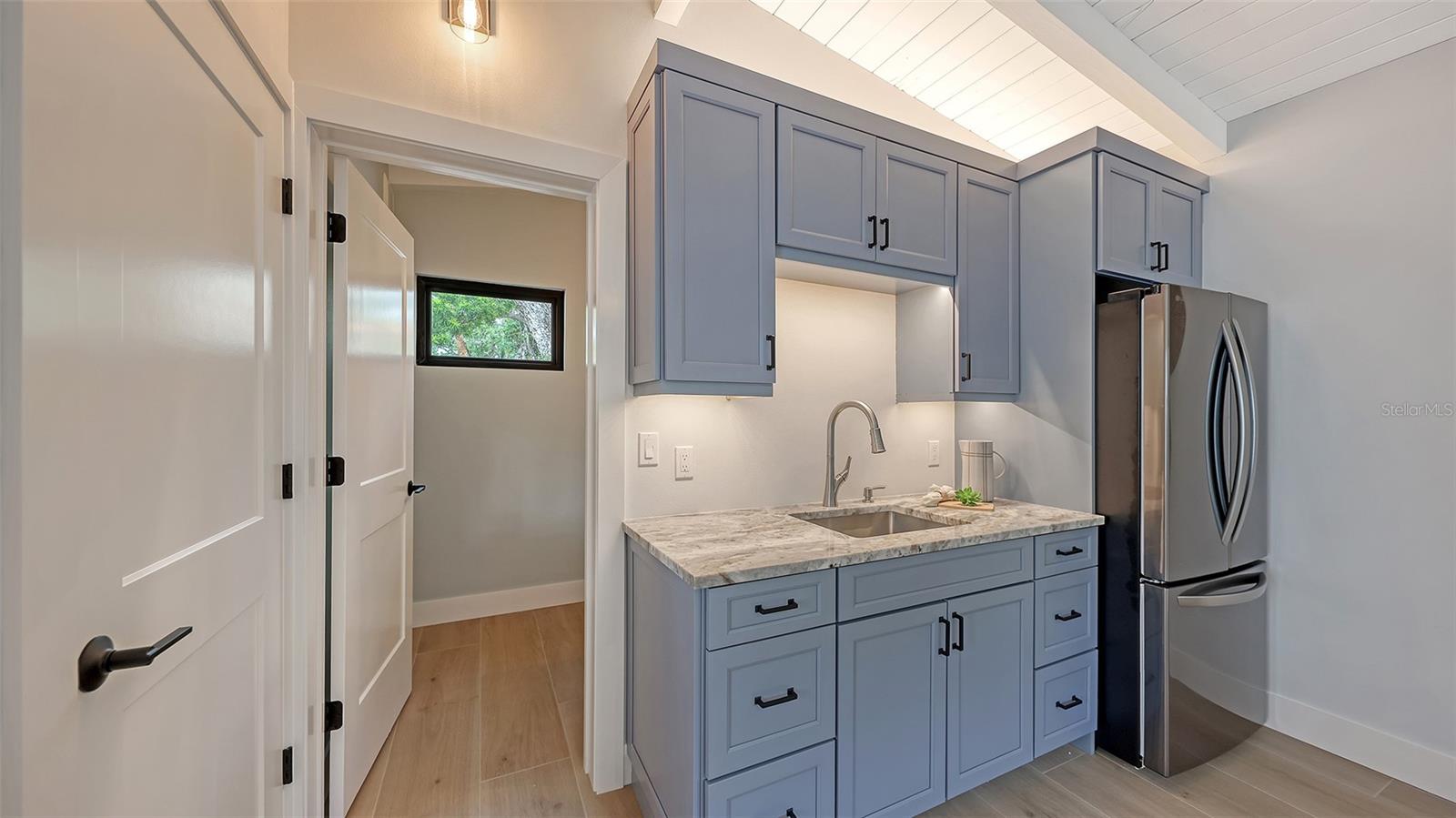 7345 PINE NEEDLE RD, SARASOTA, FL, 34242