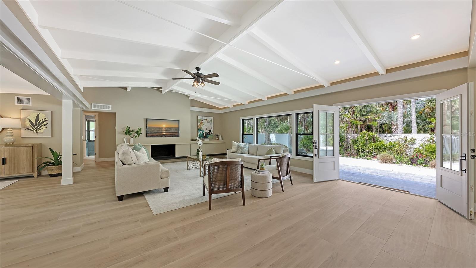 7345 PINE NEEDLE RD, SARASOTA, FL, 34242