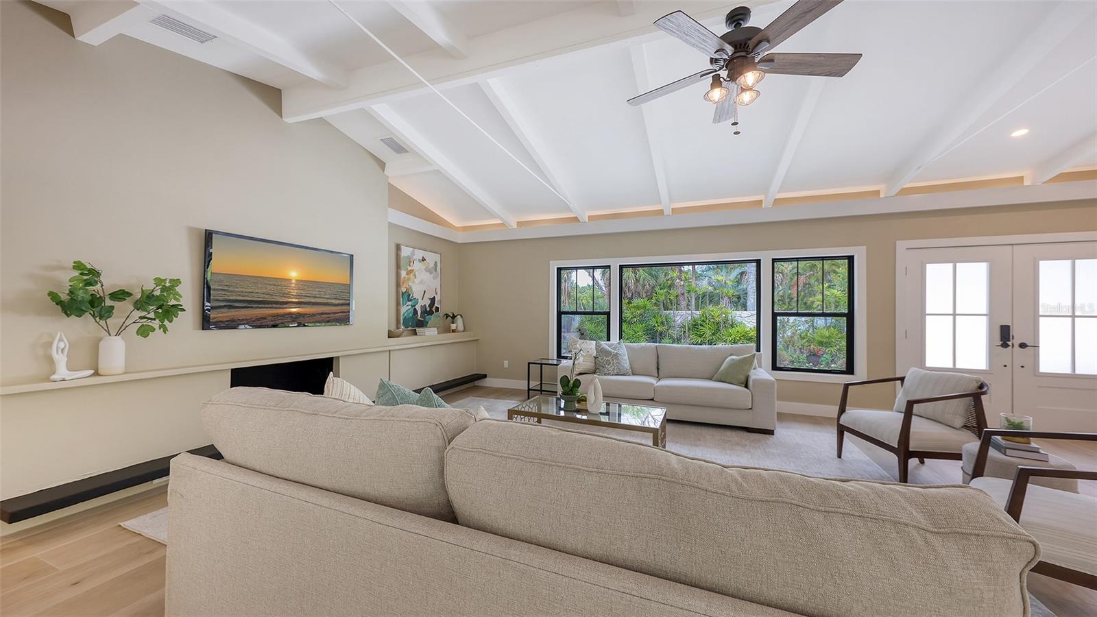 7345 PINE NEEDLE RD, SARASOTA, FL, 34242