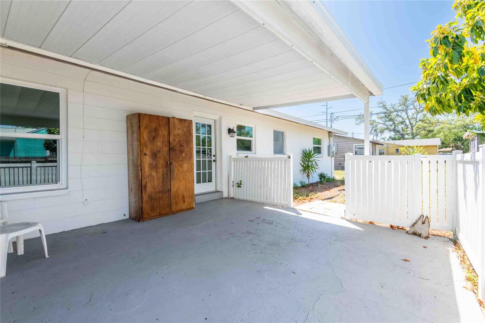 2741 37TH ST S, ST PETERSBURG, FL, 33711