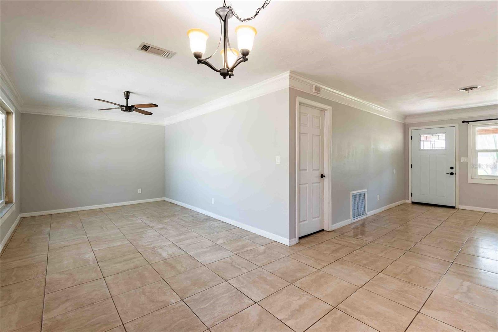 2741 37TH ST S, ST PETERSBURG, FL, 33711