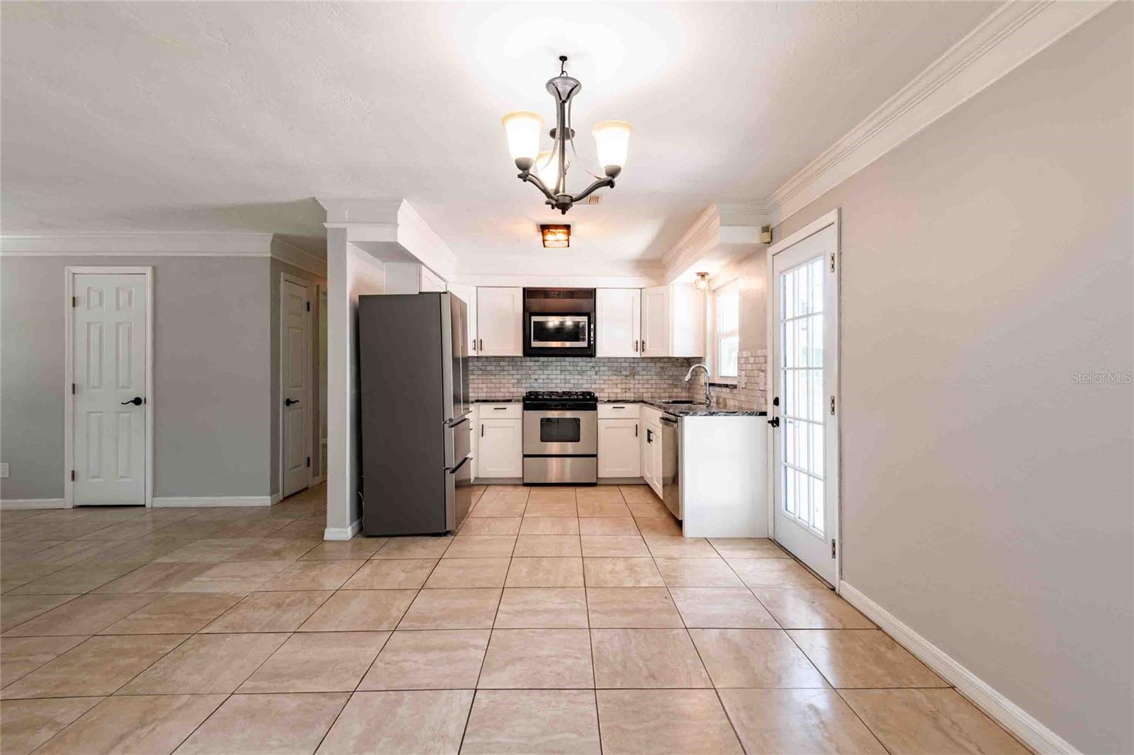 2741 37TH ST S, ST PETERSBURG, FL, 33711