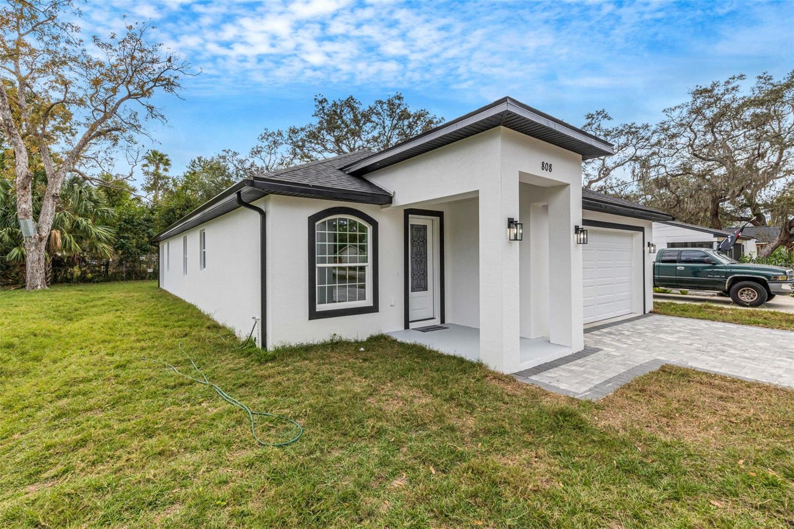 808 W LOWRY LN, TAMPA, FL, 33604