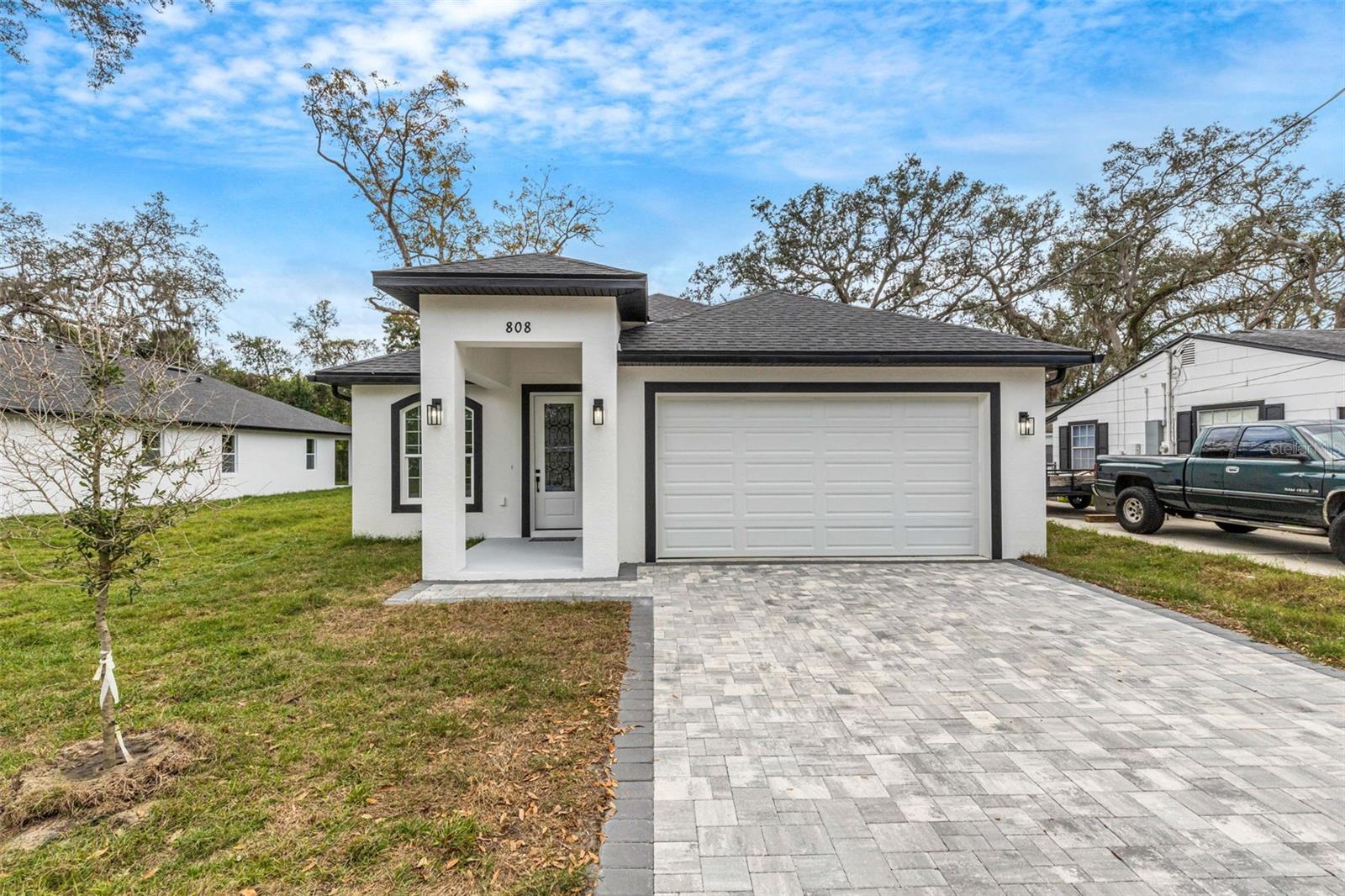 808 W LOWRY LN, TAMPA, FL, 33604