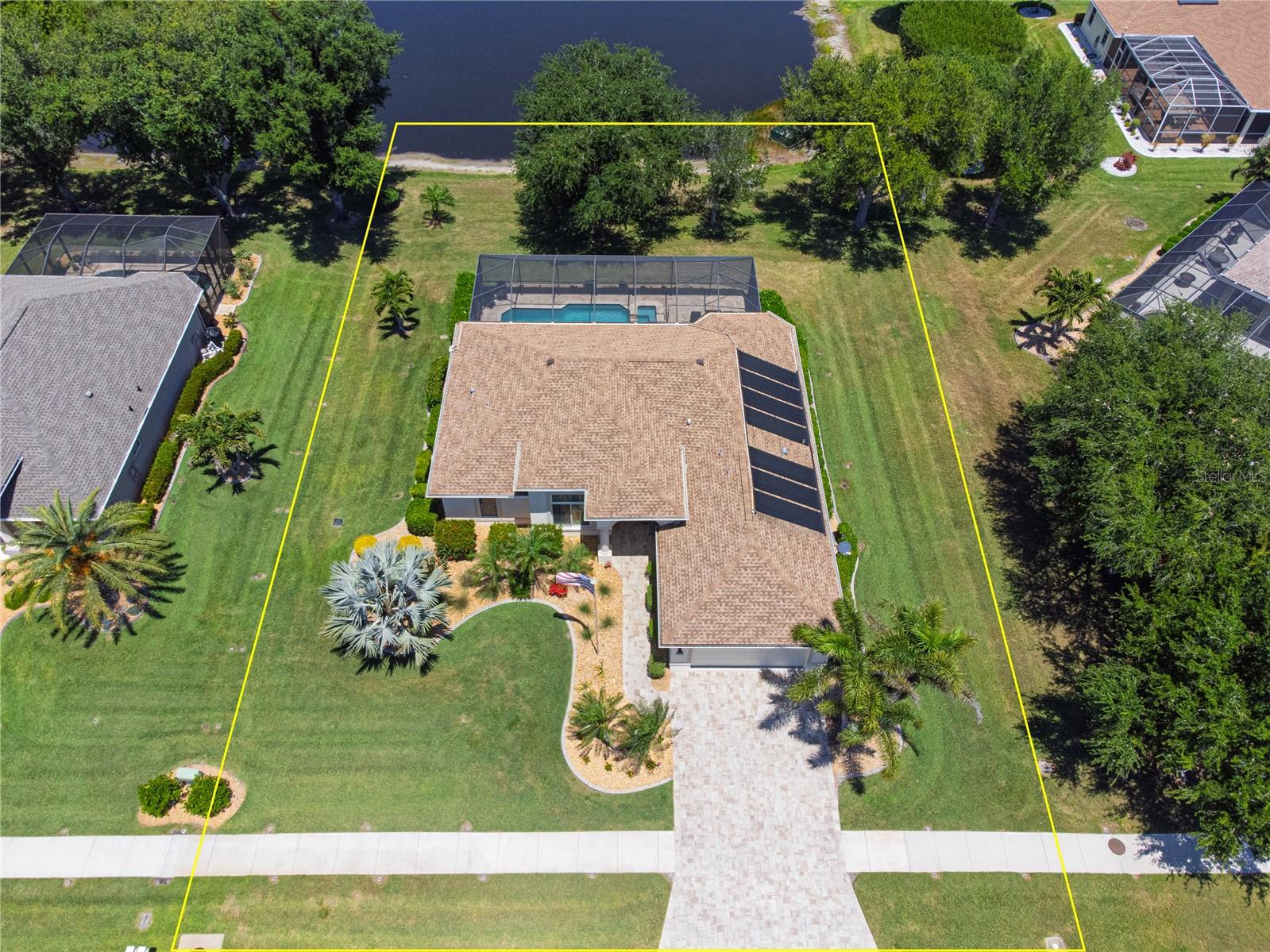 183 CLEAR LAKE DR, ENGLEWOOD, FL, 34223