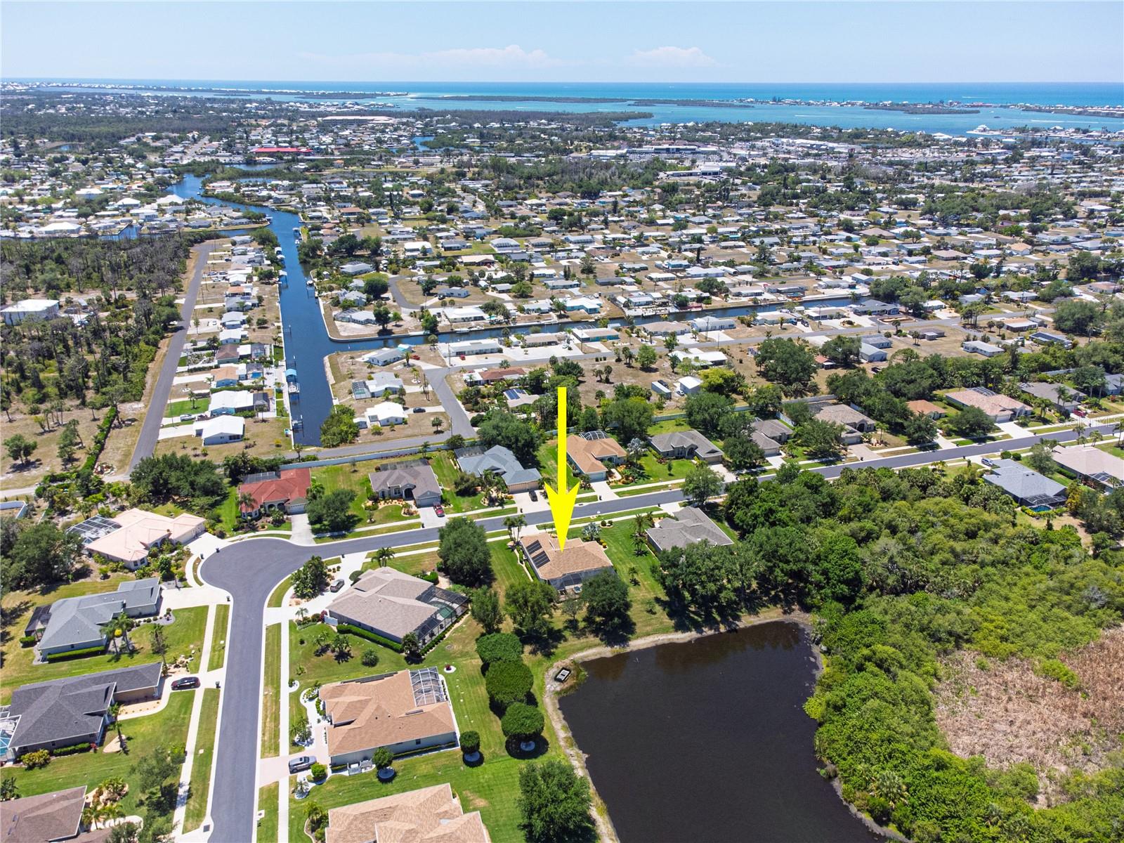 183 CLEAR LAKE DR, ENGLEWOOD, FL, 34223