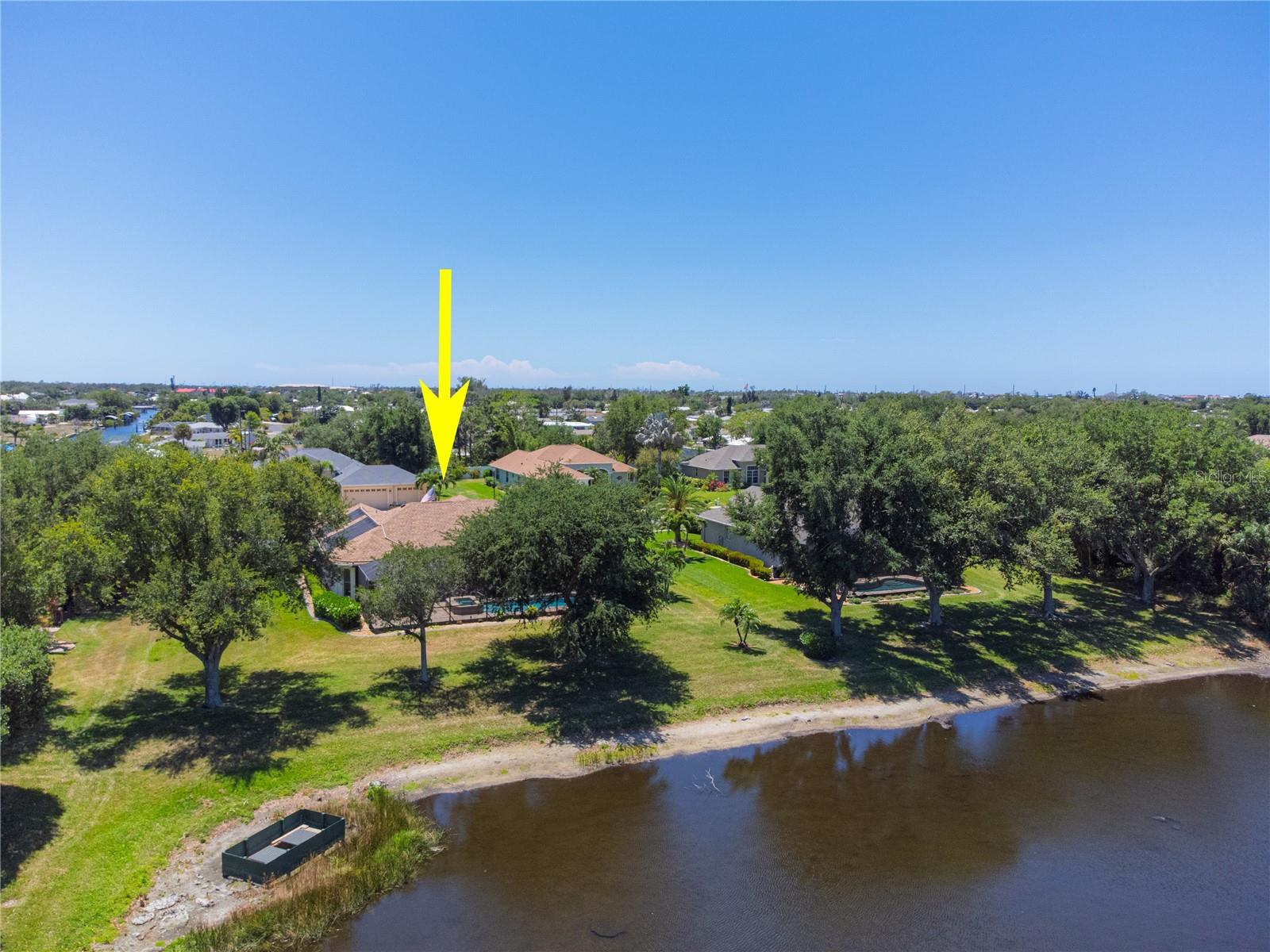 183 CLEAR LAKE DR, ENGLEWOOD, FL, 34223