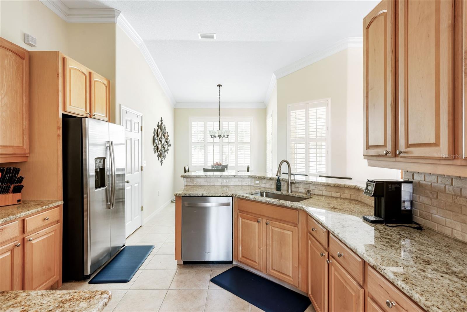 183 CLEAR LAKE DR, ENGLEWOOD, FL, 34223