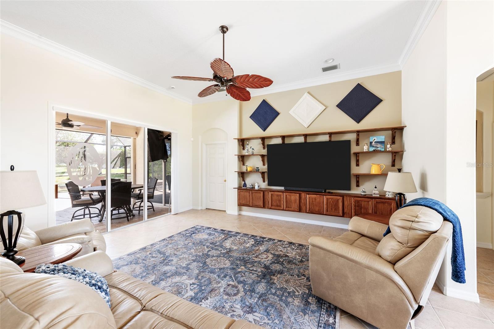 183 CLEAR LAKE DR, ENGLEWOOD, FL, 34223