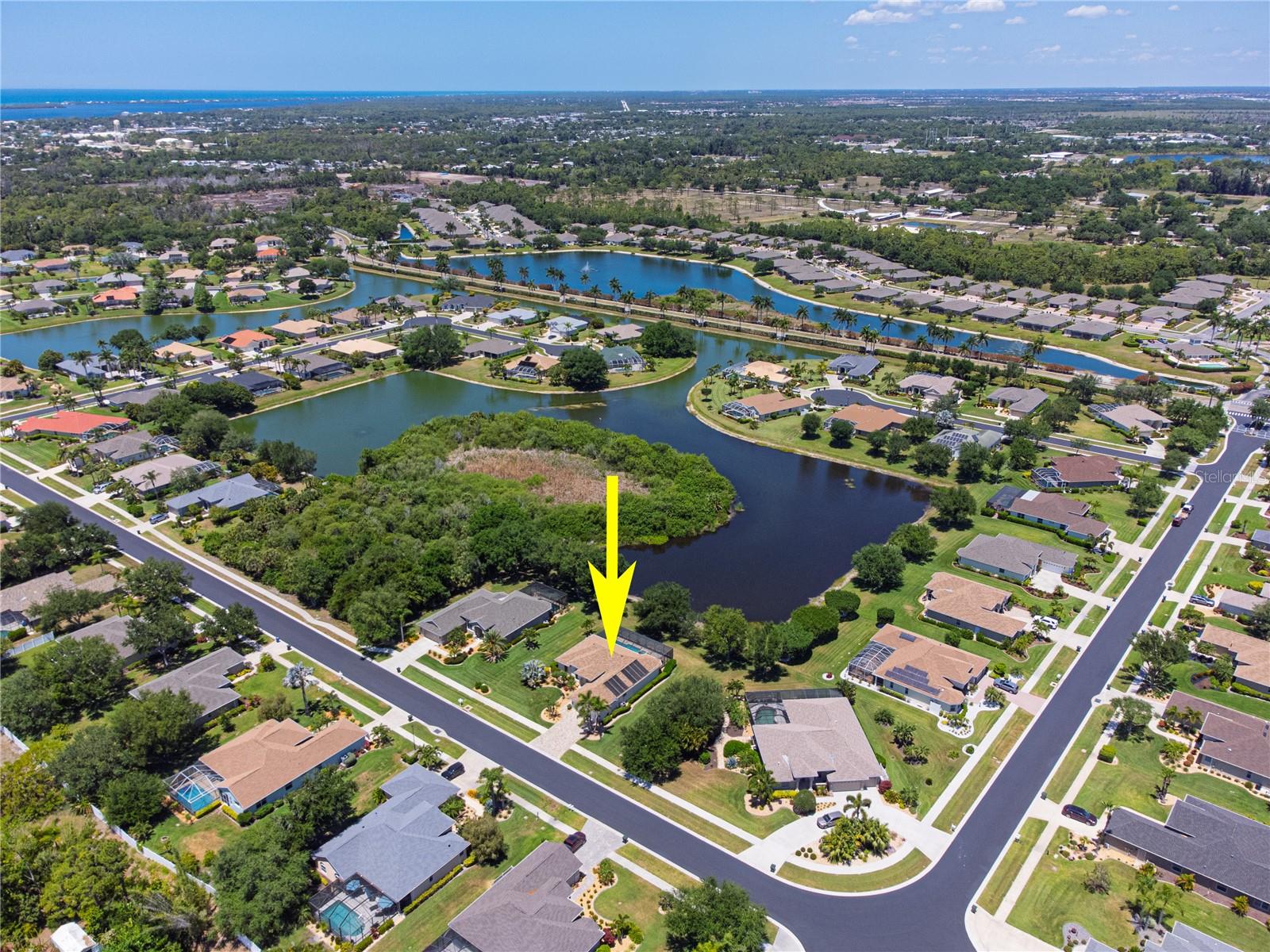 183 CLEAR LAKE DR, ENGLEWOOD, FL, 34223