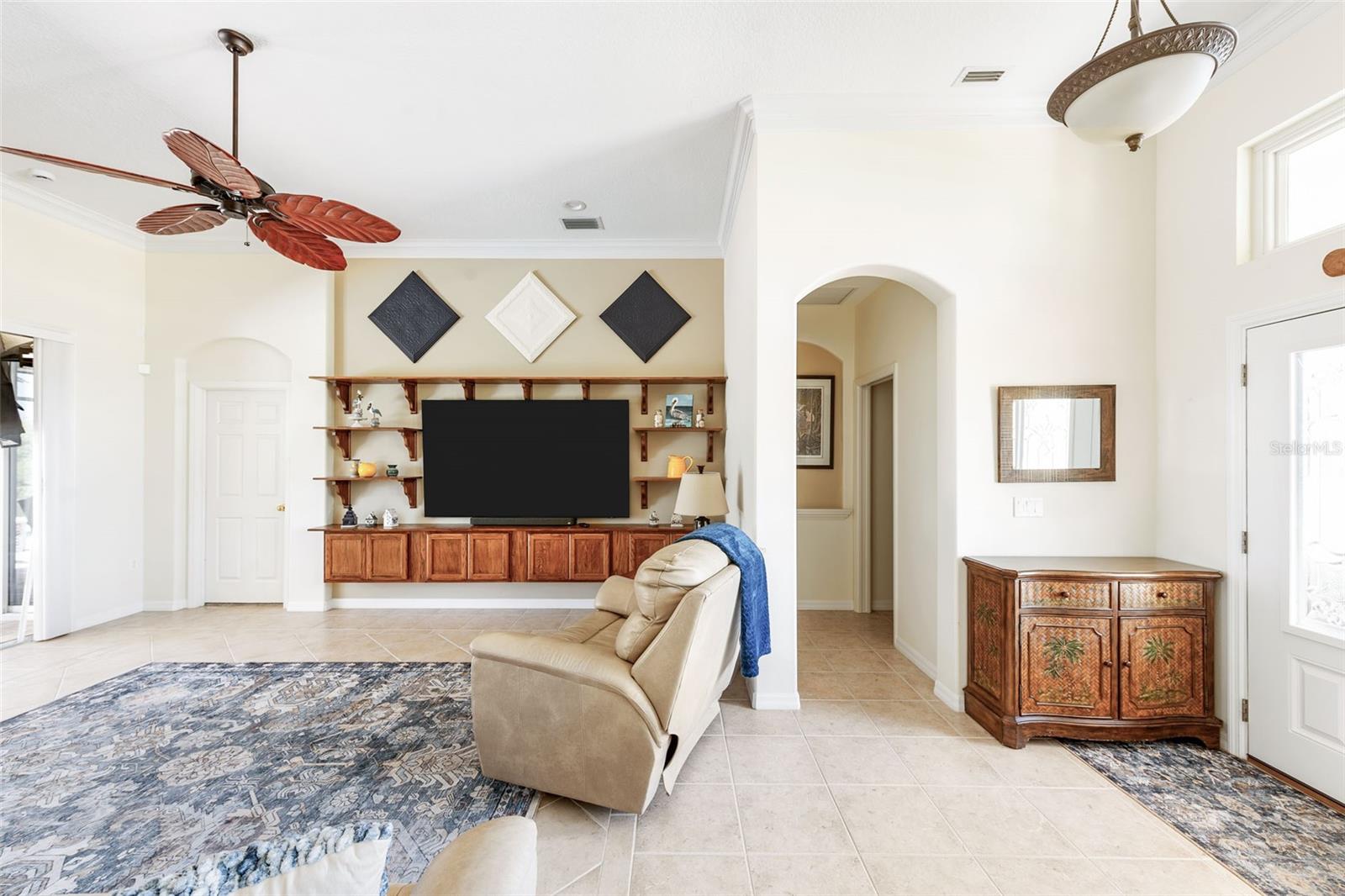 183 CLEAR LAKE DR, ENGLEWOOD, FL, 34223