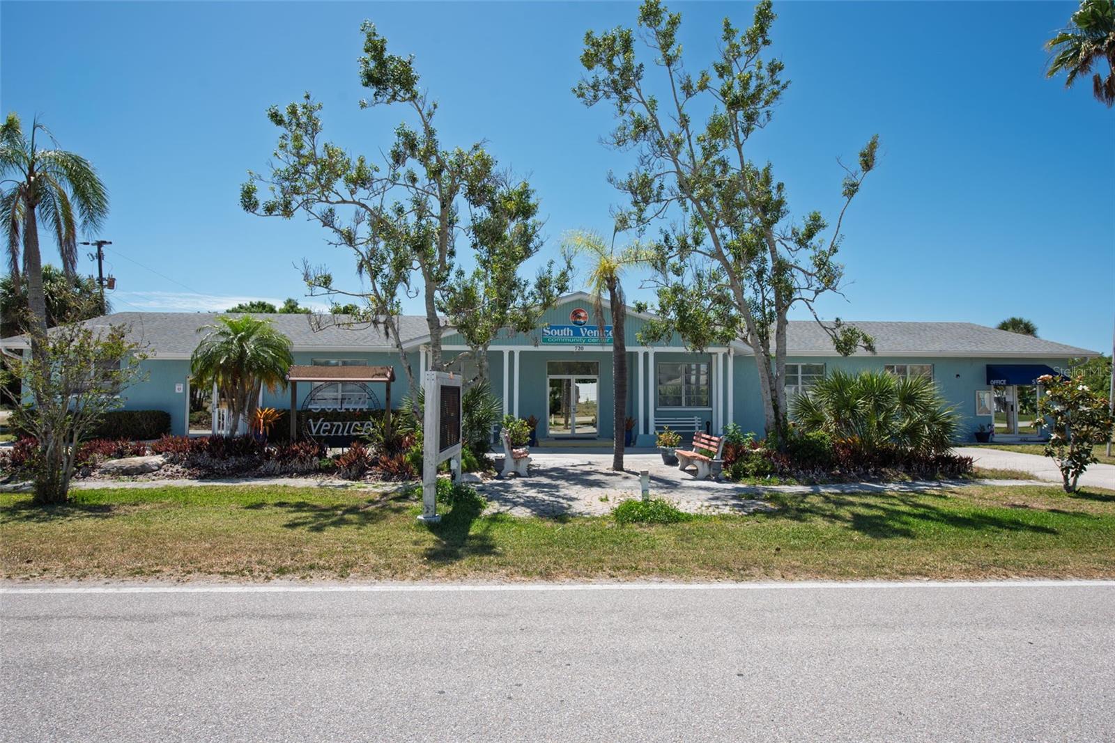 880 LEMON BAY DR, VENICE, FL, 34293