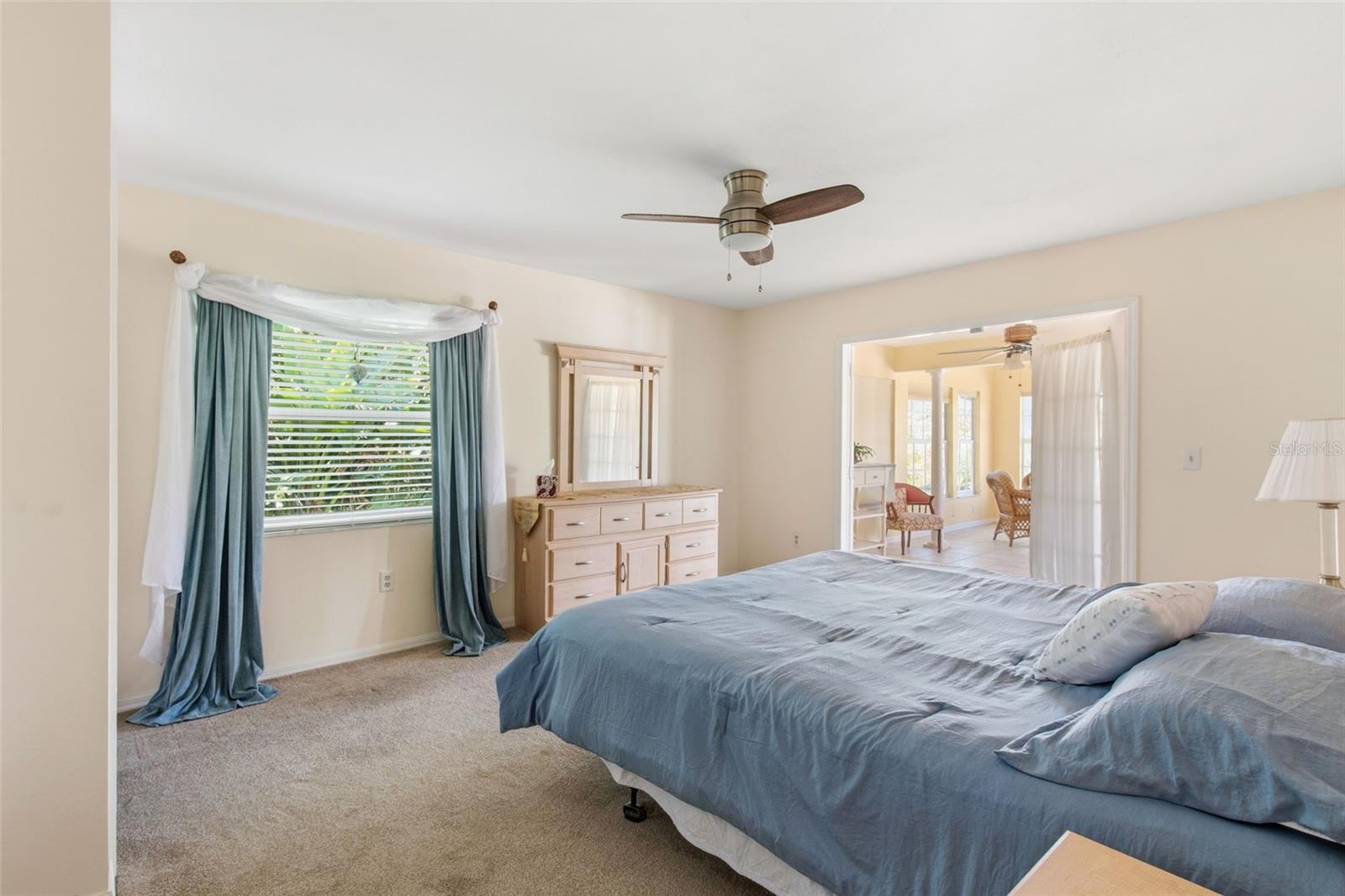 880 LEMON BAY DR, VENICE, FL, 34293