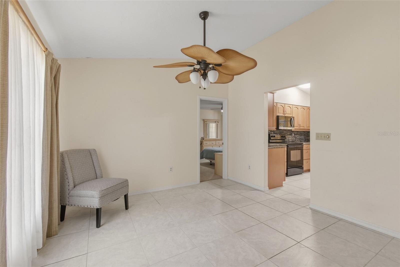 880 LEMON BAY DR, VENICE, FL, 34293