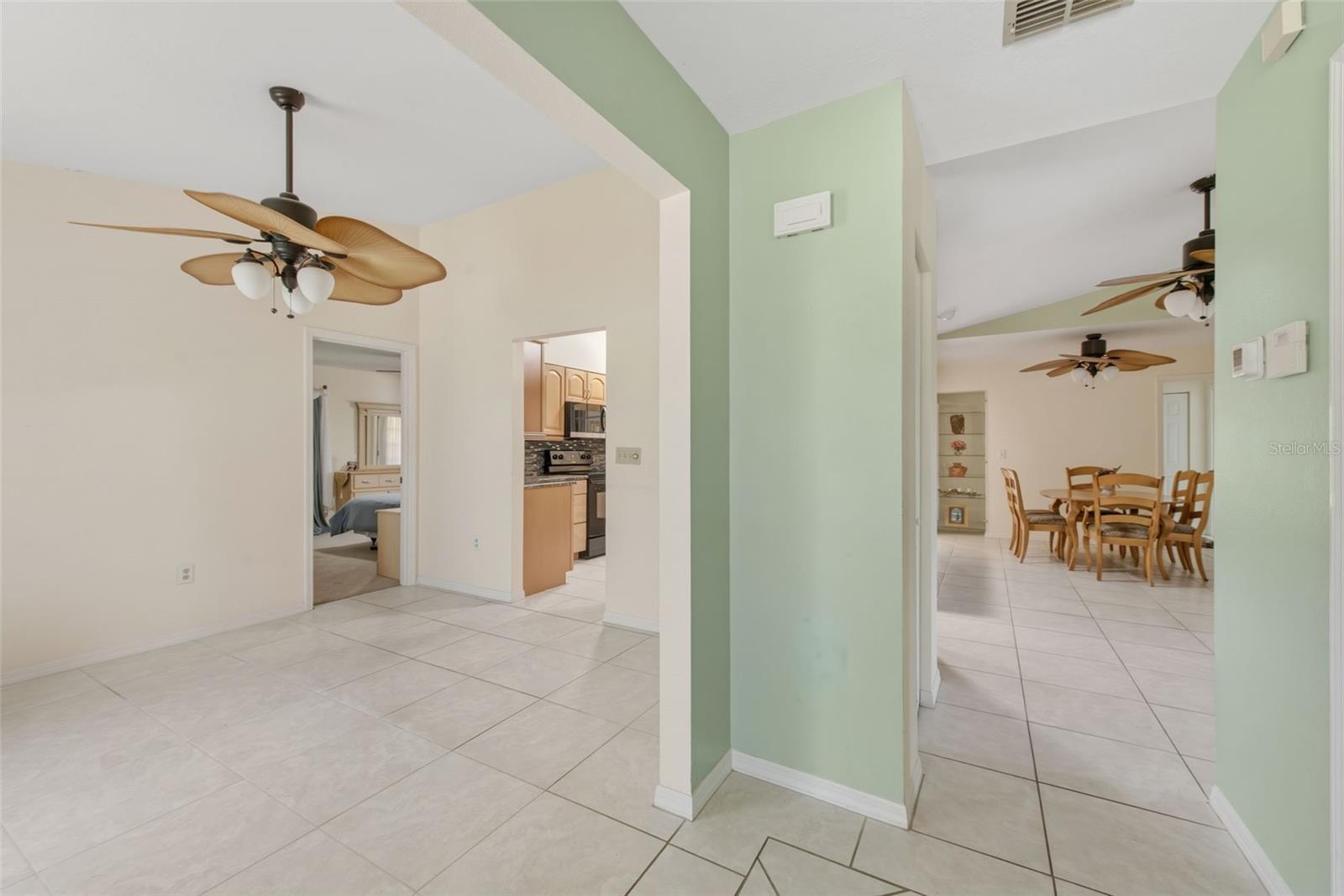 880 LEMON BAY DR, VENICE, FL, 34293