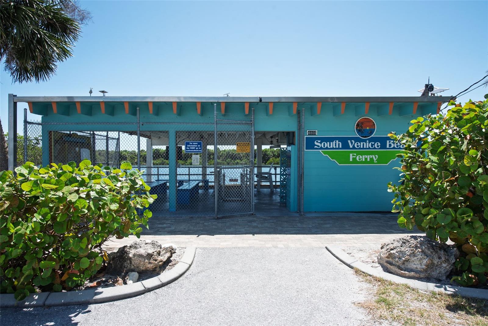880 LEMON BAY DR, VENICE, FL, 34293