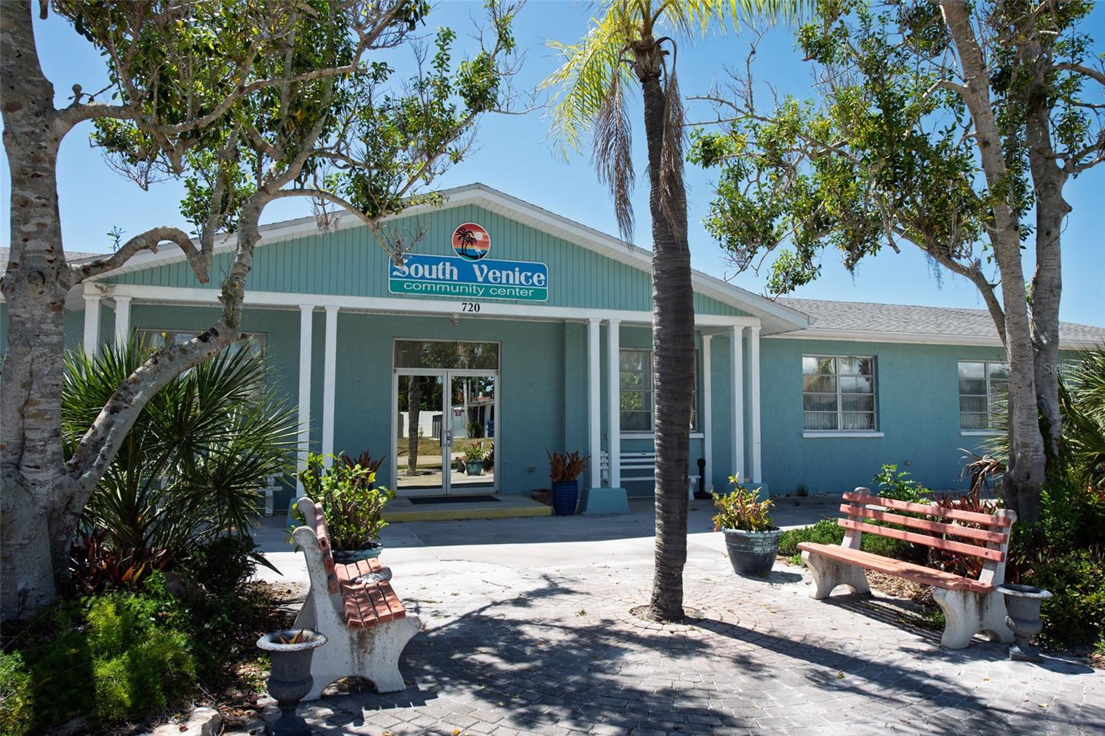 880 LEMON BAY DR, VENICE, FL, 34293