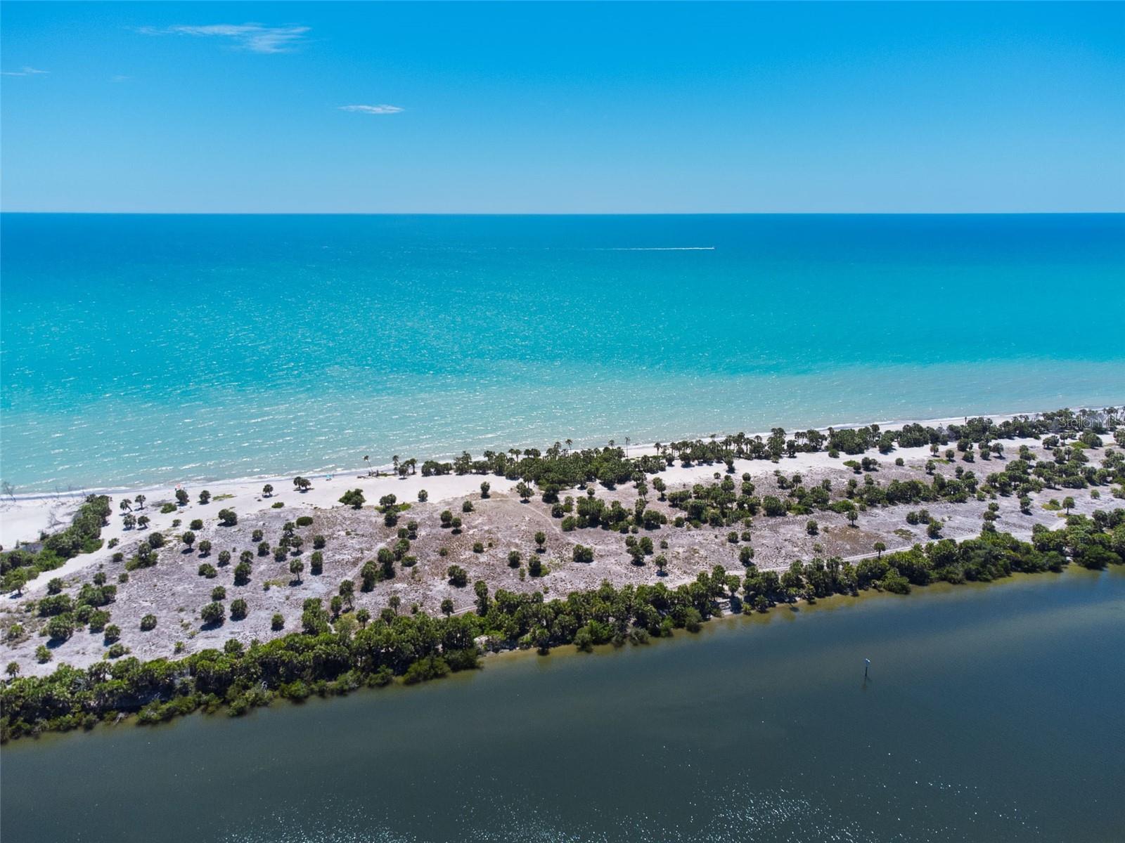 880 LEMON BAY DR, VENICE, FL, 34293