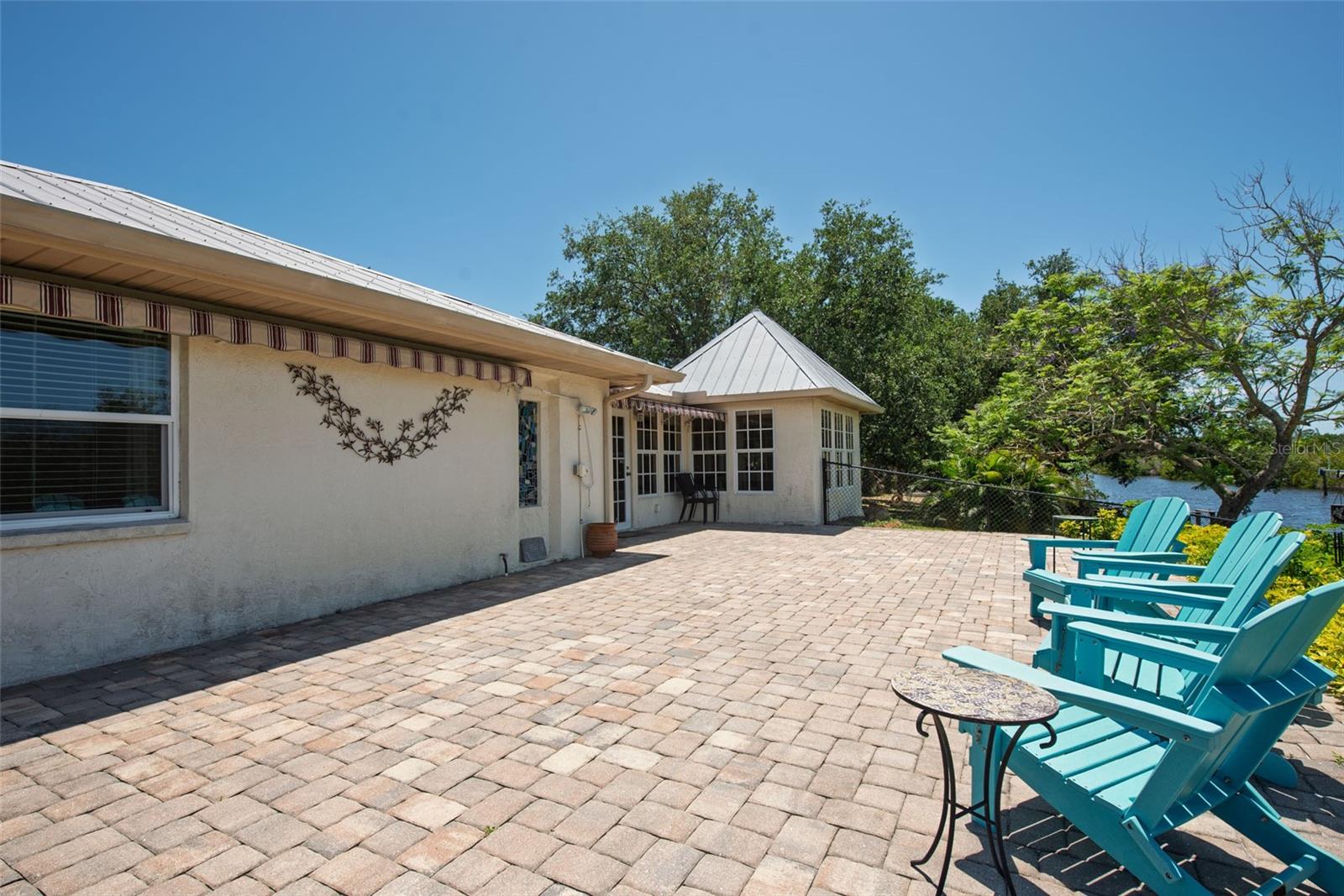 880 LEMON BAY DR, VENICE, FL, 34293