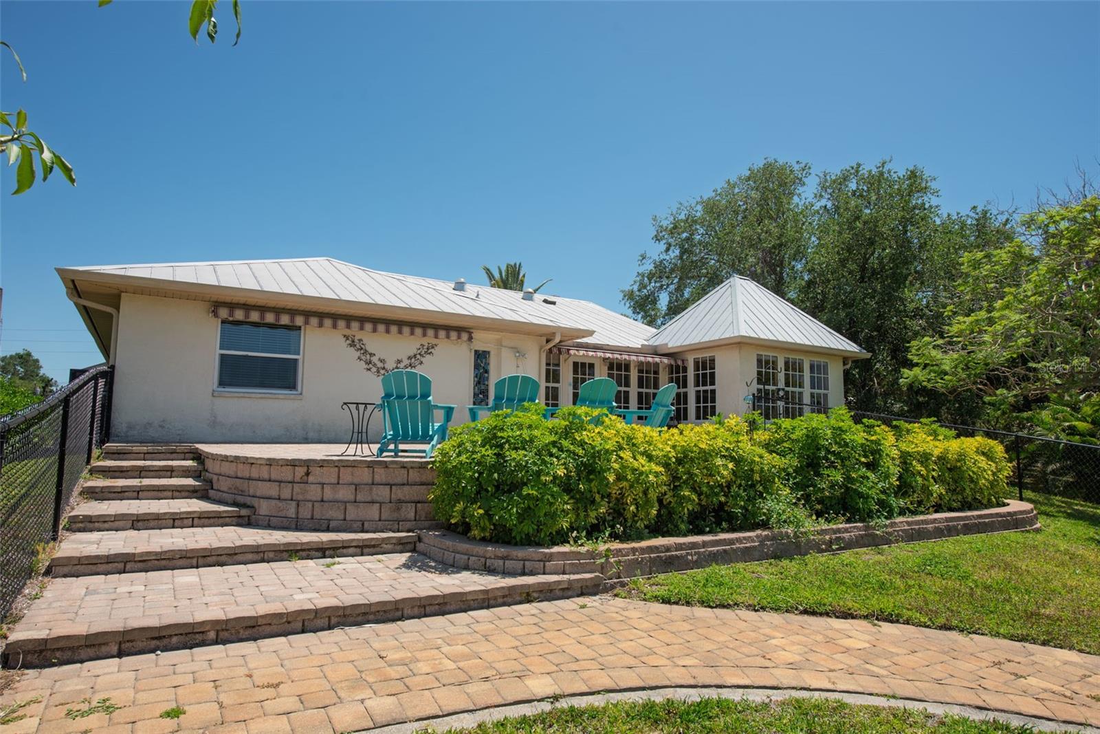 880 LEMON BAY DR, VENICE, FL, 34293