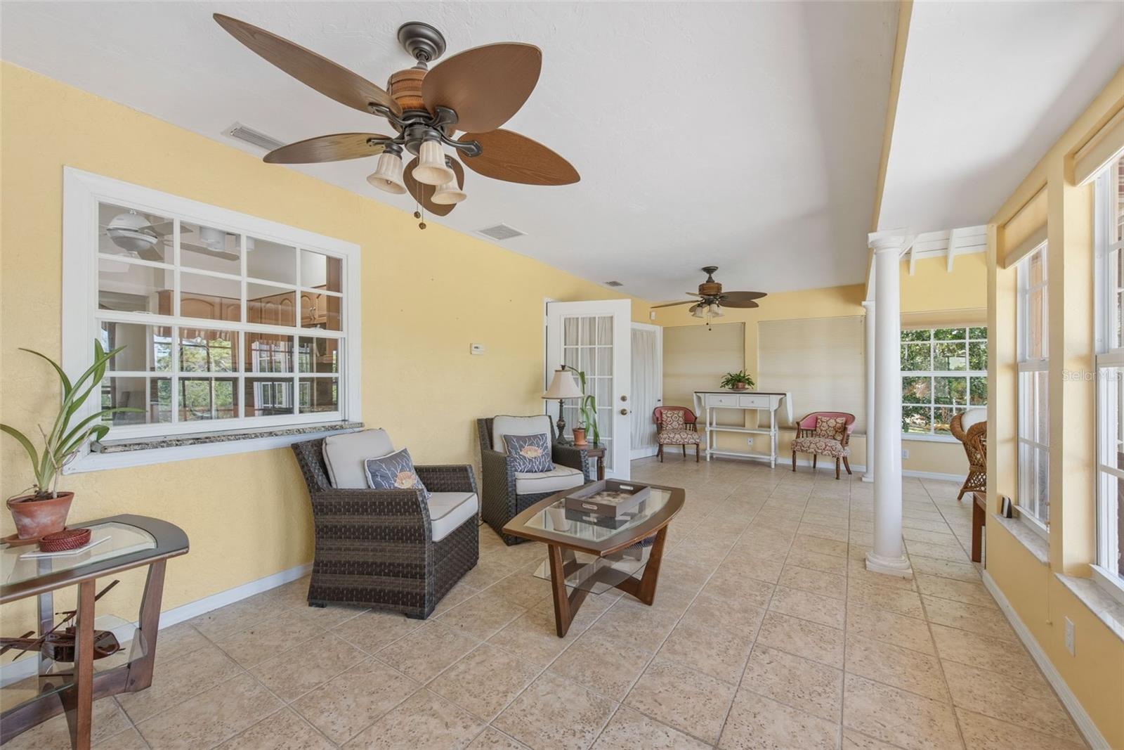 880 LEMON BAY DR, VENICE, FL, 34293