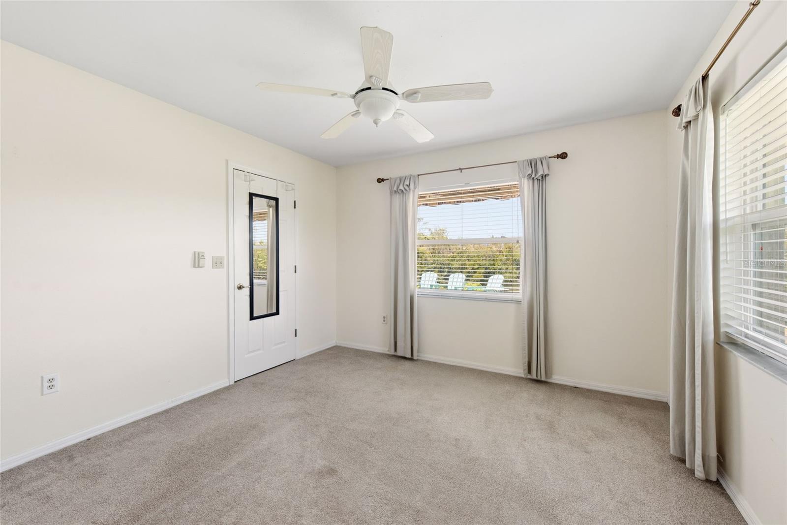 880 LEMON BAY DR, VENICE, FL, 34293