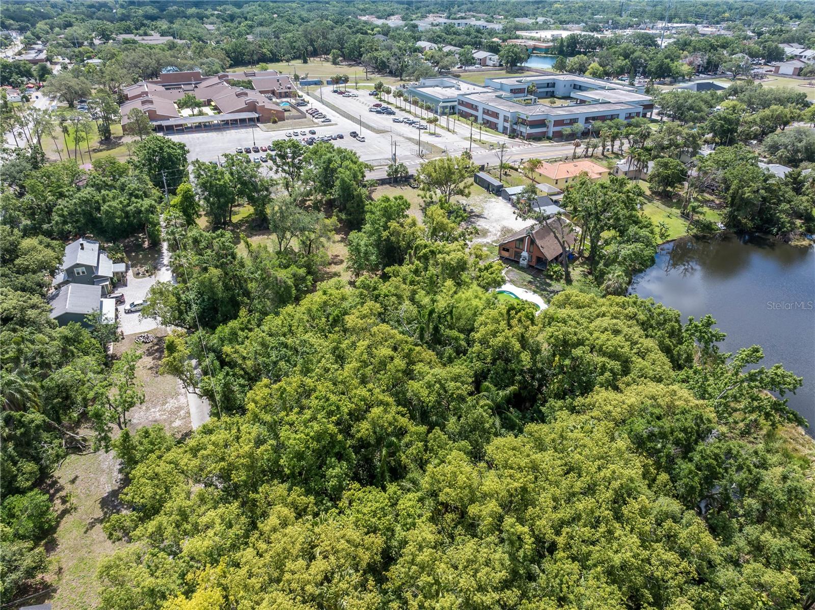 8616 N HABANA AVE, TAMPA, FL, 33614