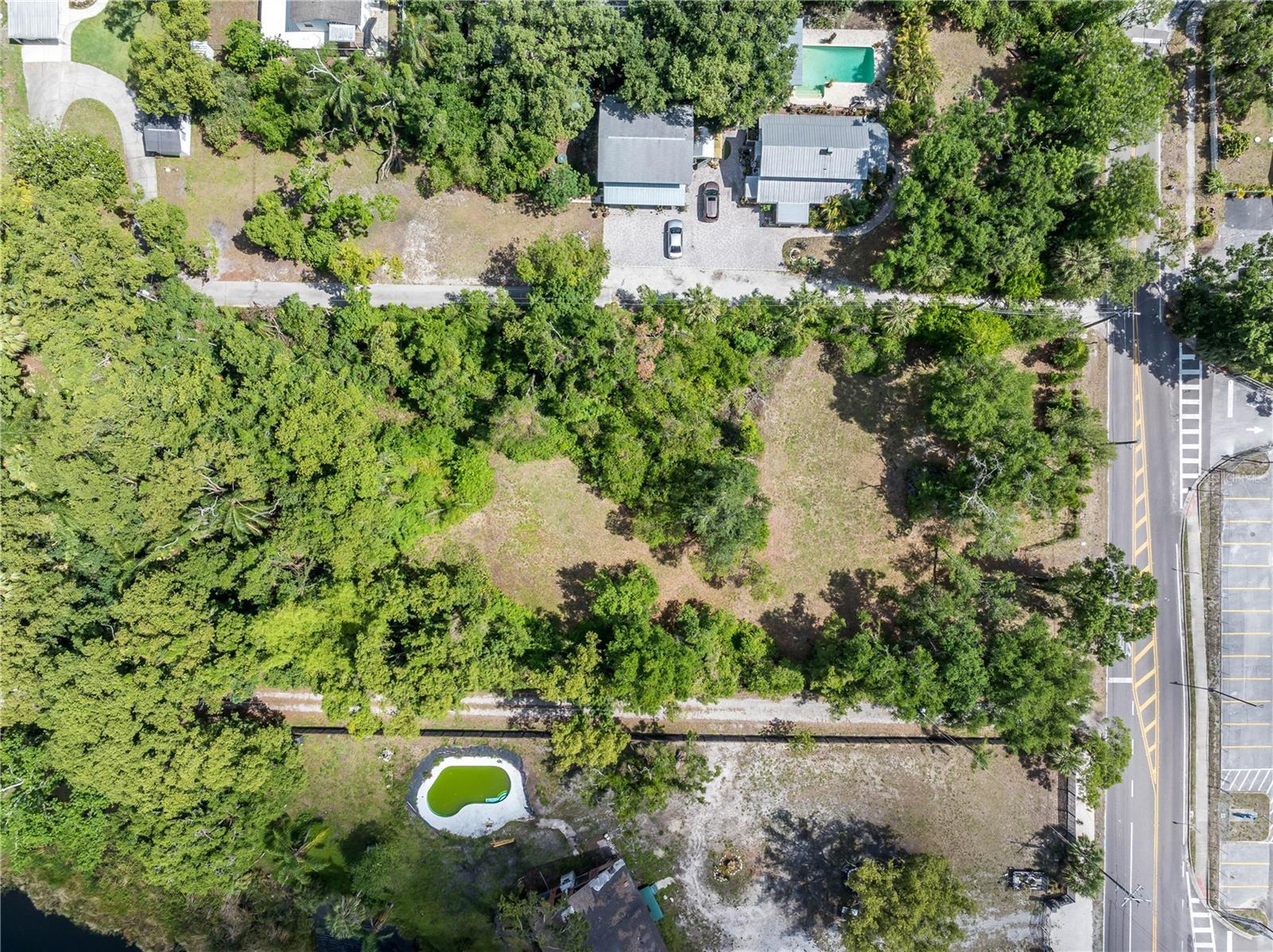 8616 N HABANA AVE, TAMPA, FL, 33614